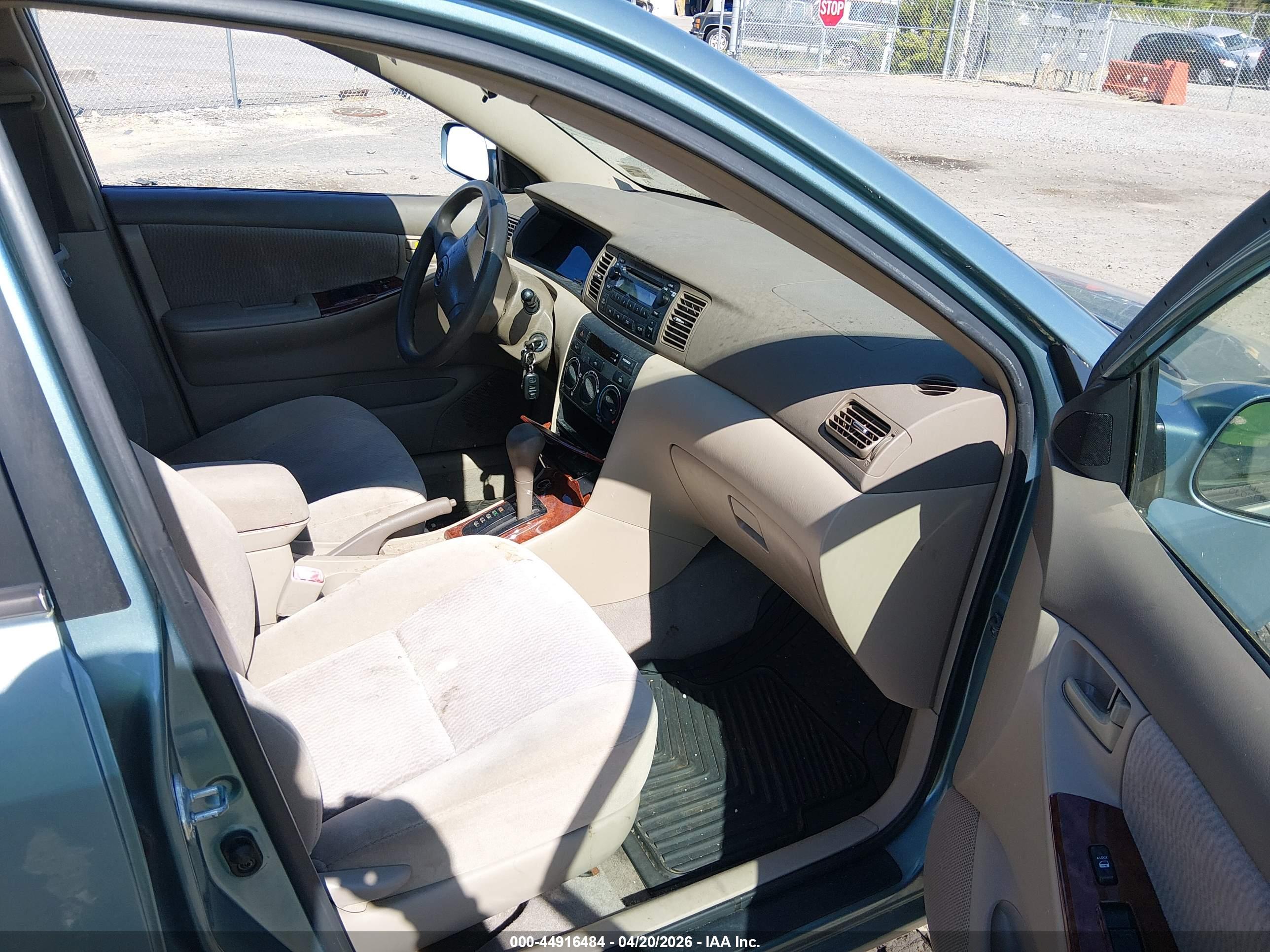 TOYOTA COROLLA image 5
