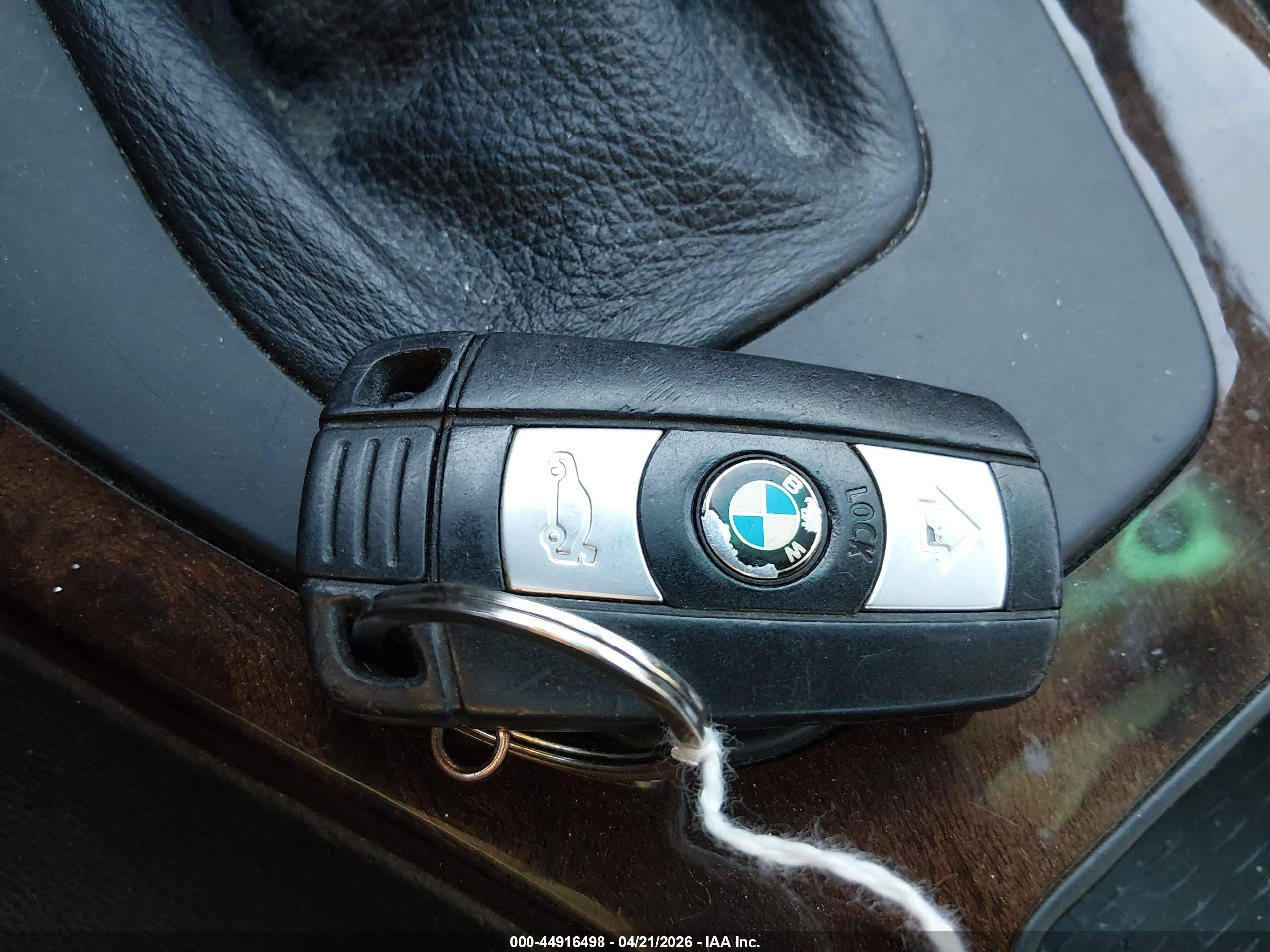 BMW 328I image 11