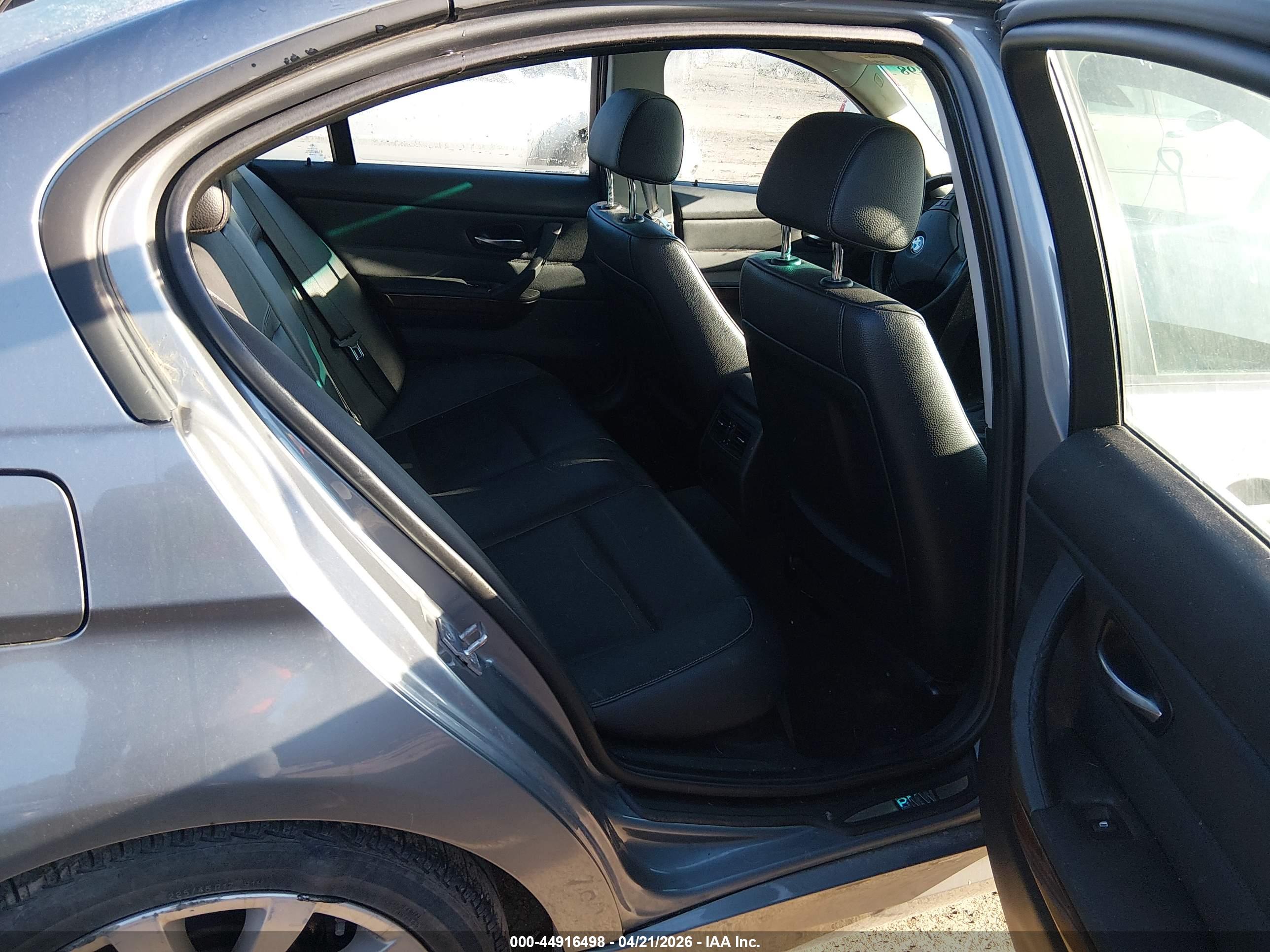BMW 328I image 8