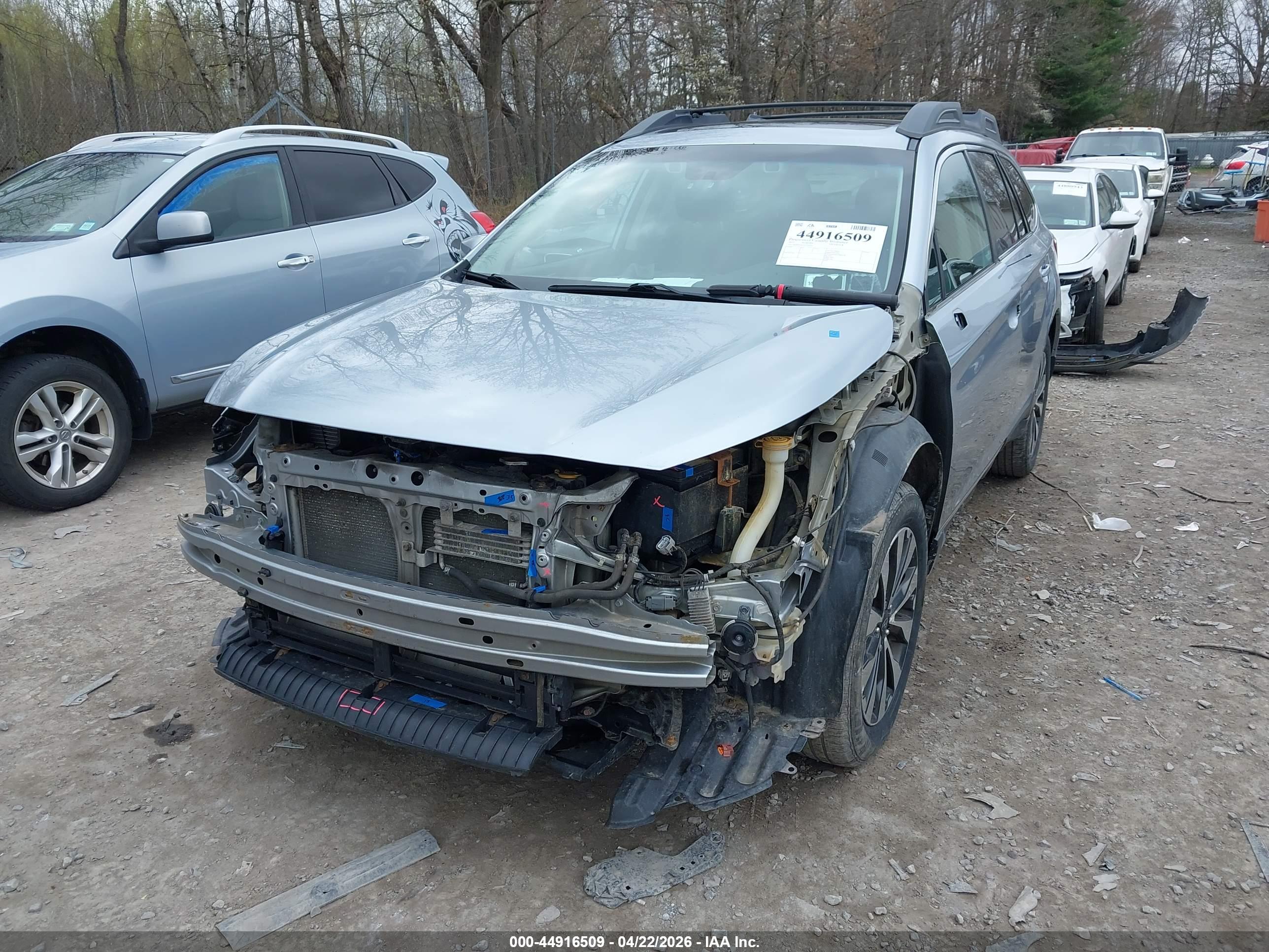 SUBARU OUTBACK image 6