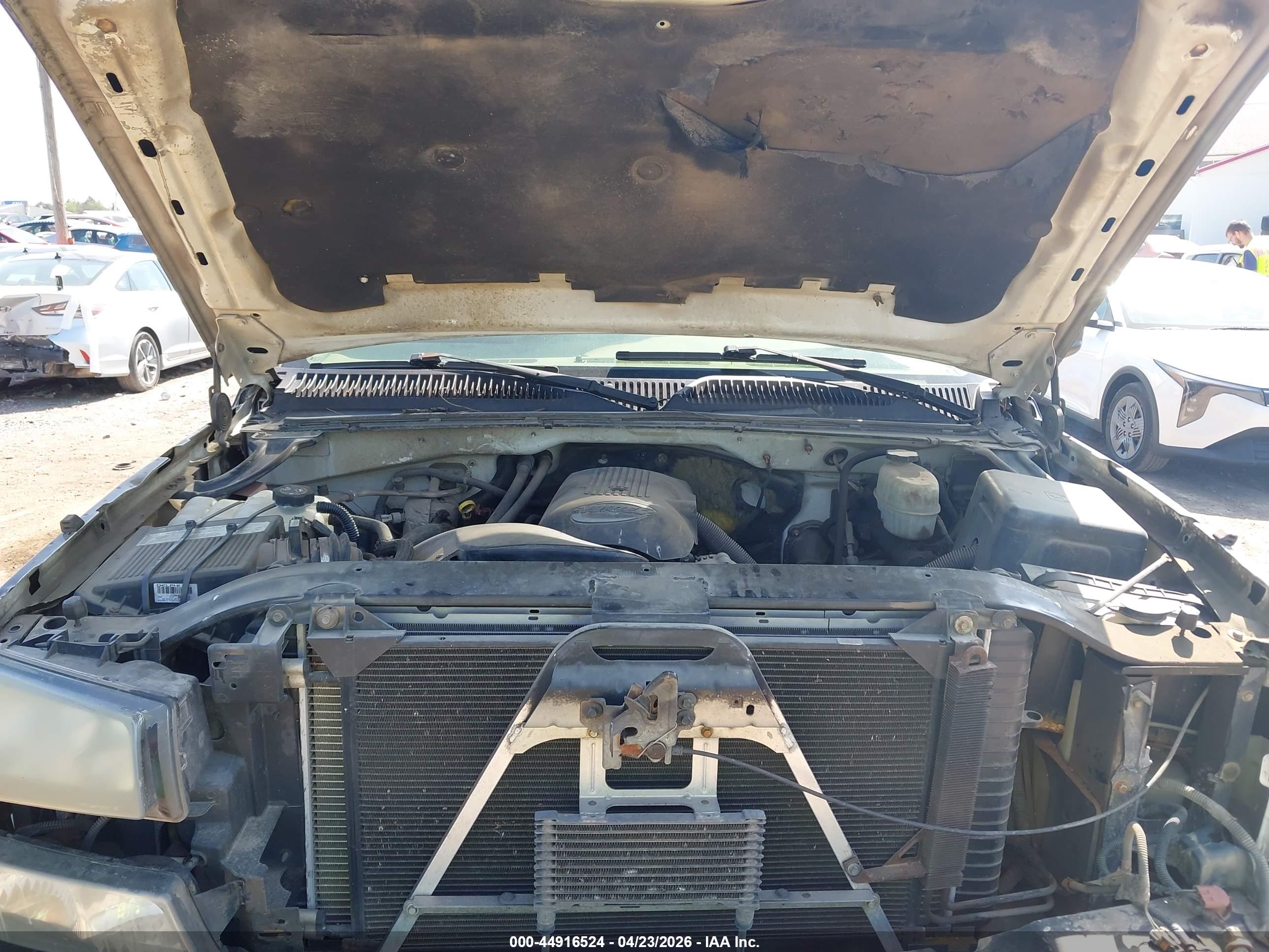 CHEVROLET SILVERADO image 10