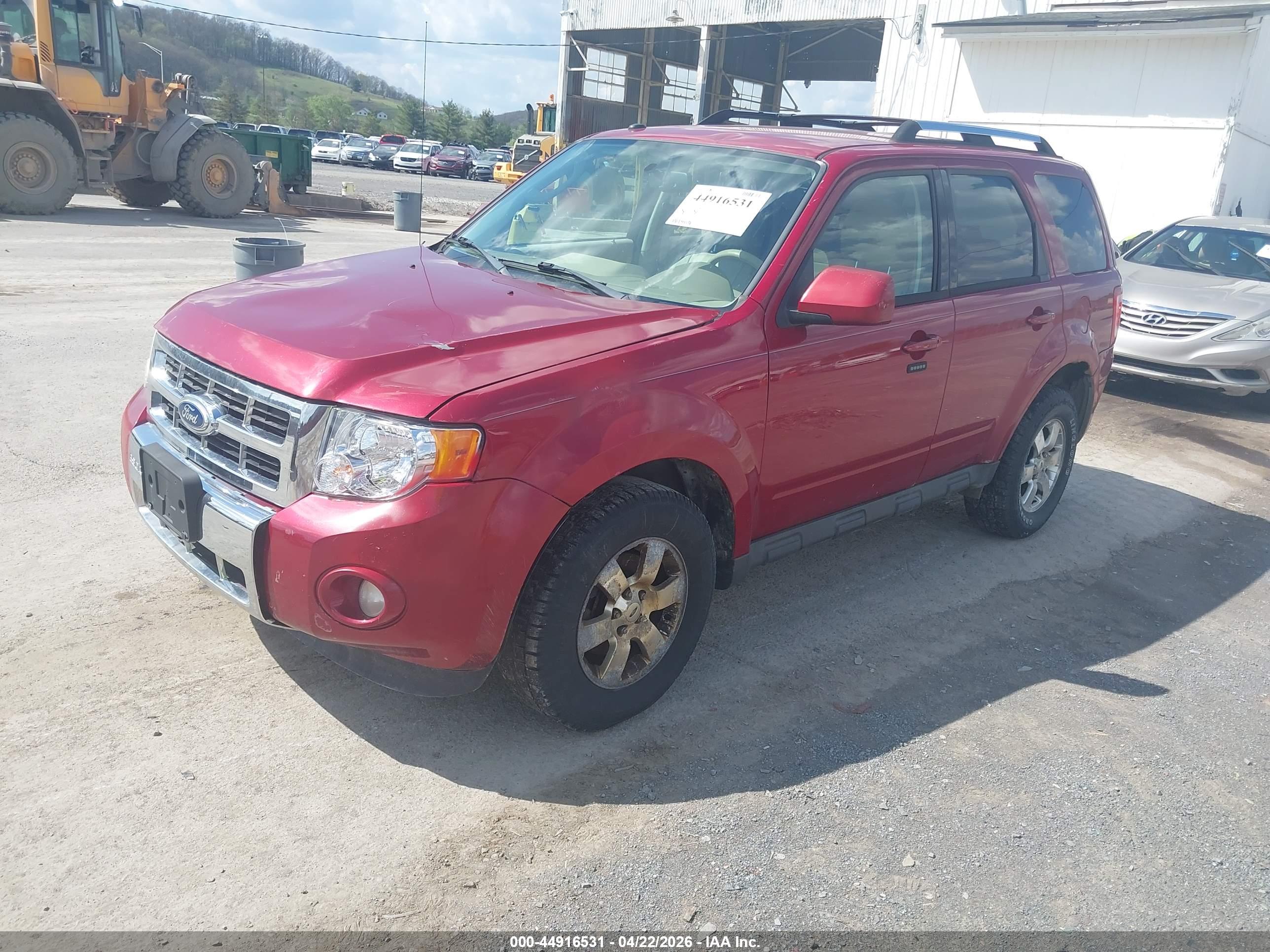 FORD ESCAPE image 2