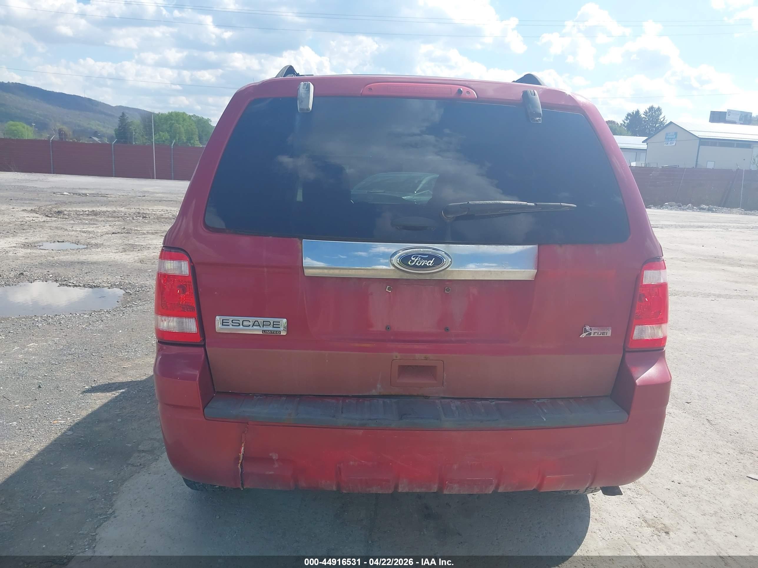 FORD ESCAPE image 6