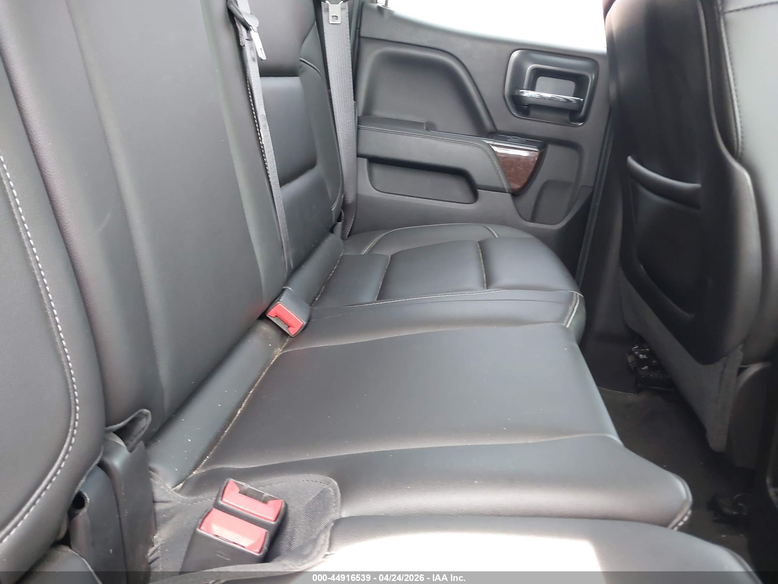 GMC SIERRA image 8