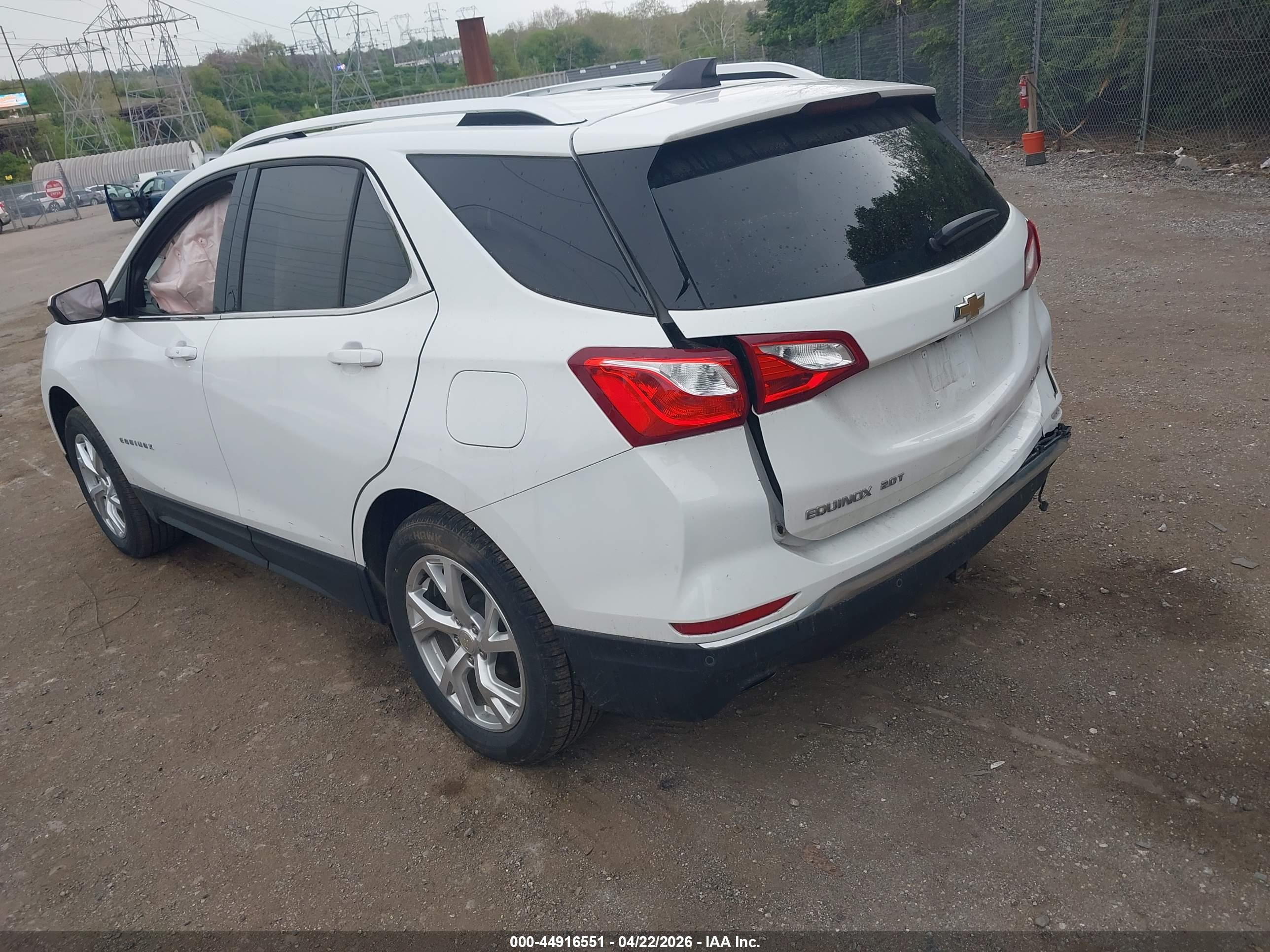 CHEVROLET EQUINOX image 3