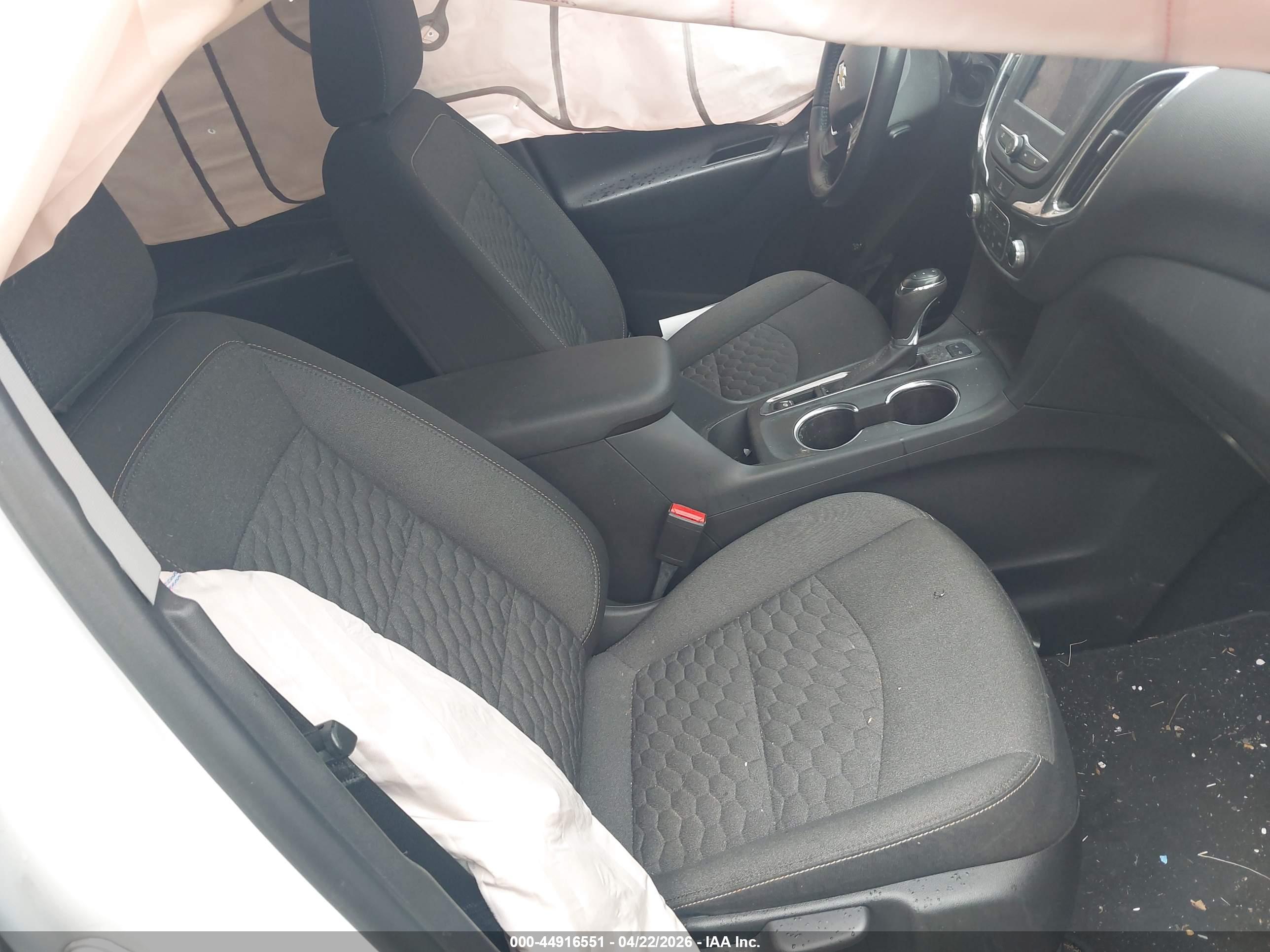 CHEVROLET EQUINOX image 5