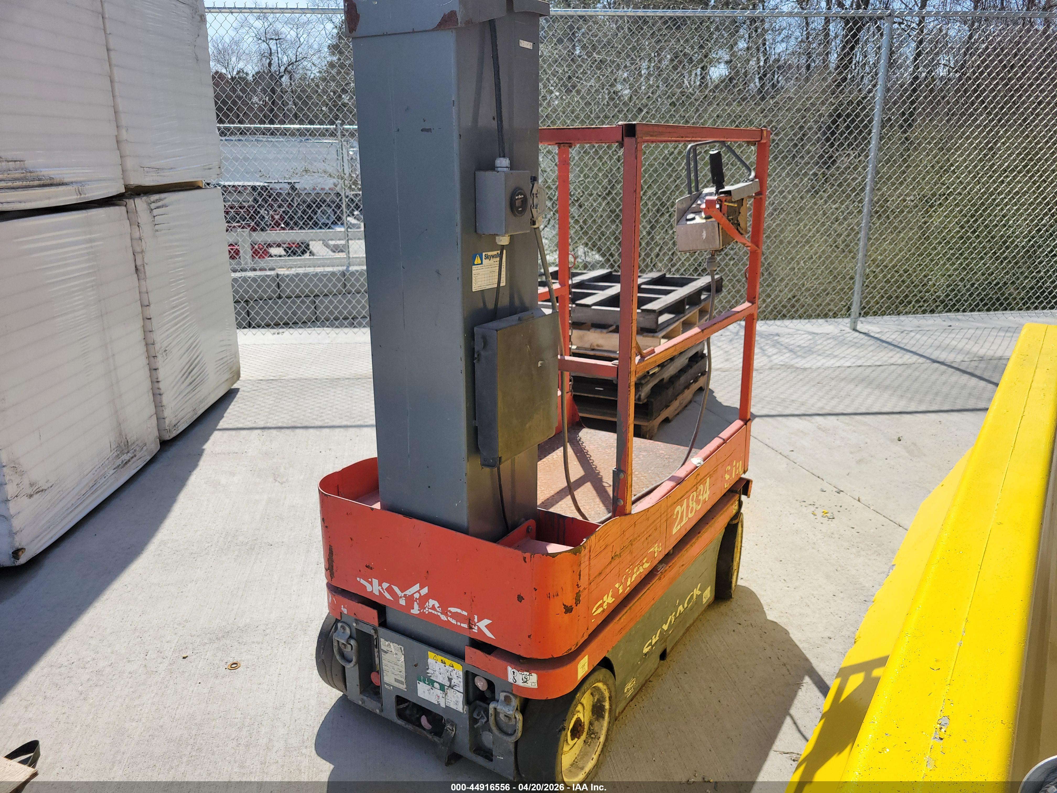 SKYJACK SJ6 image 3