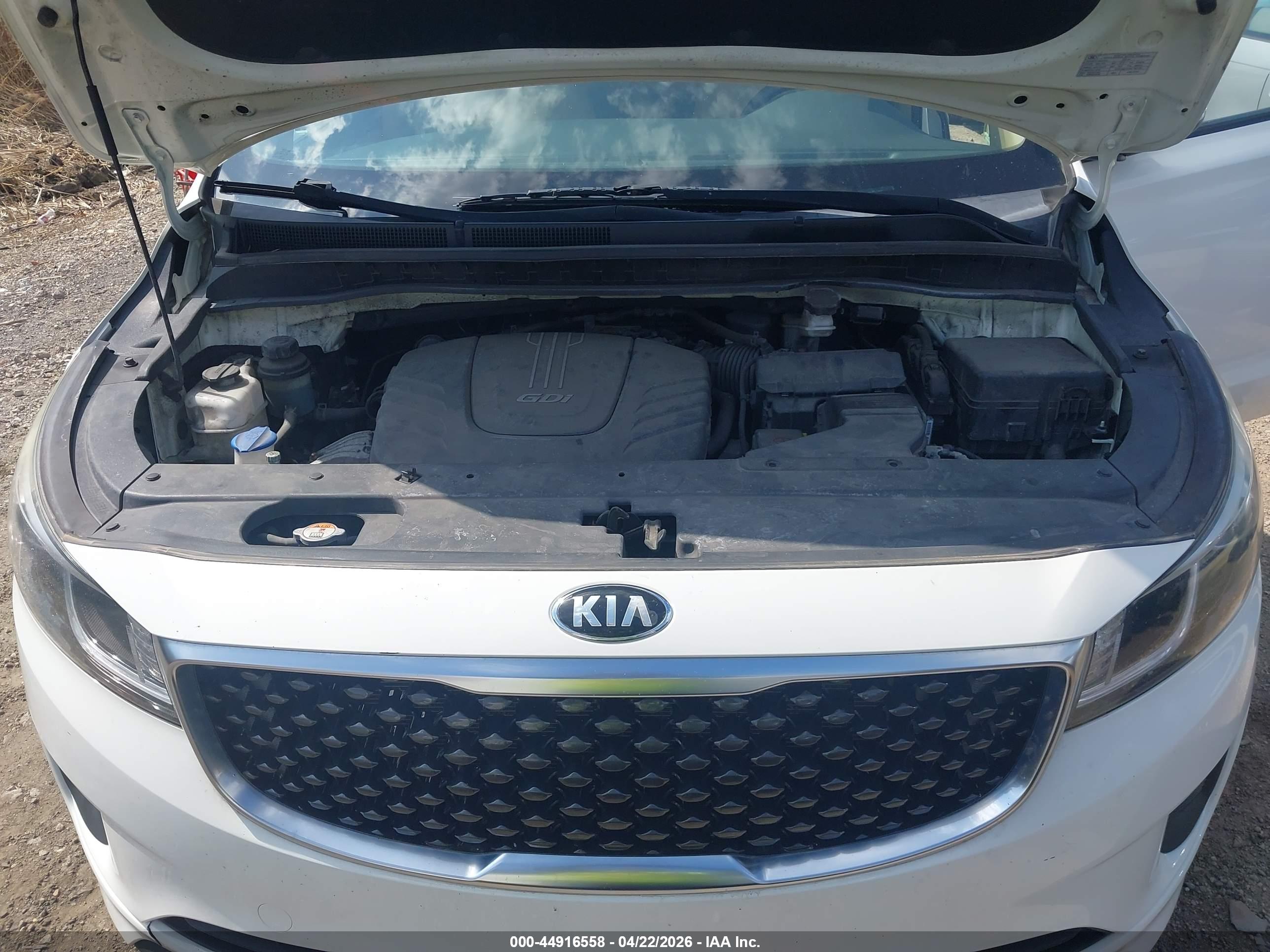 KIA SEDONA image 10