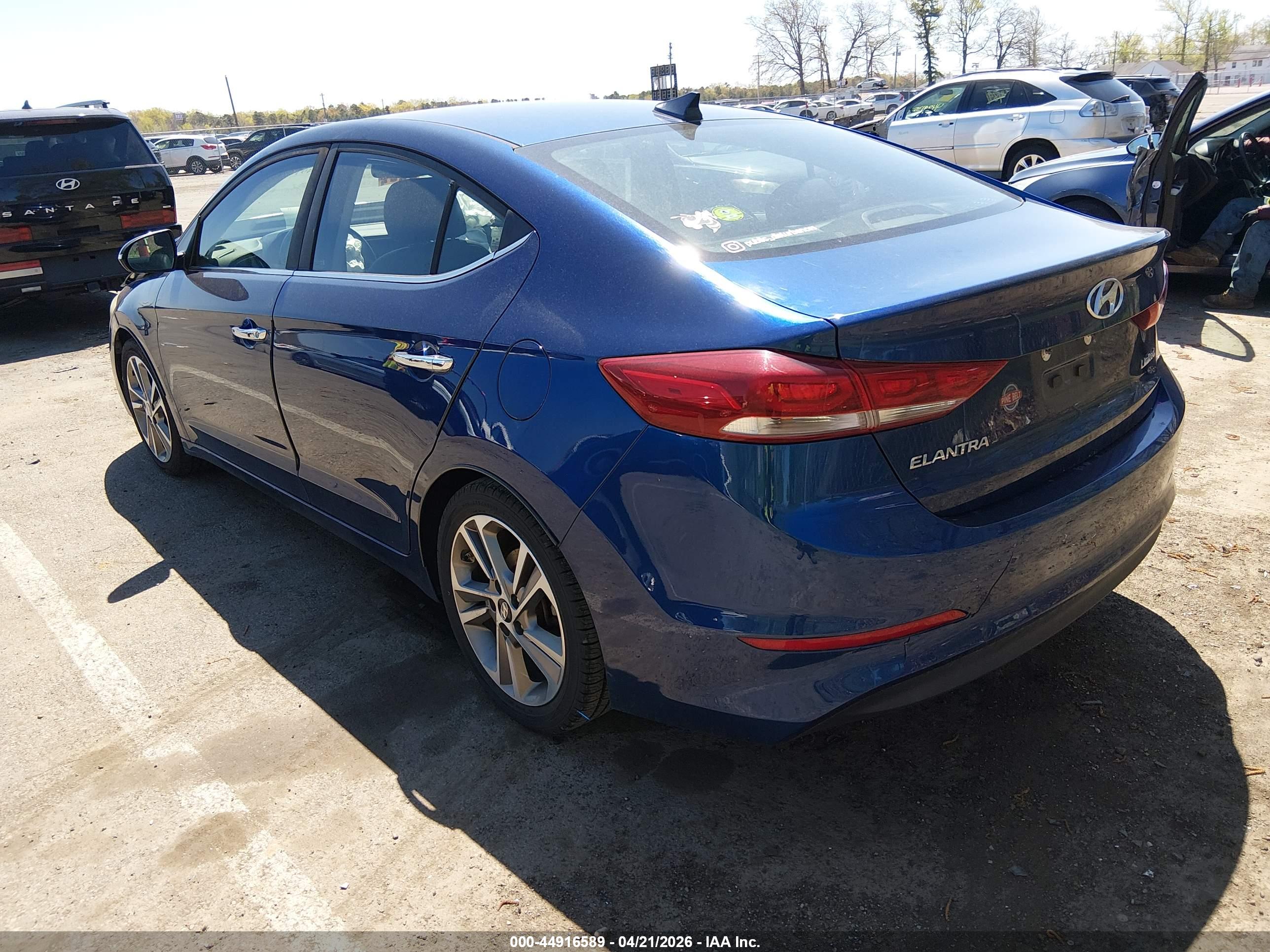 HYUNDAI ELANTRA image 3