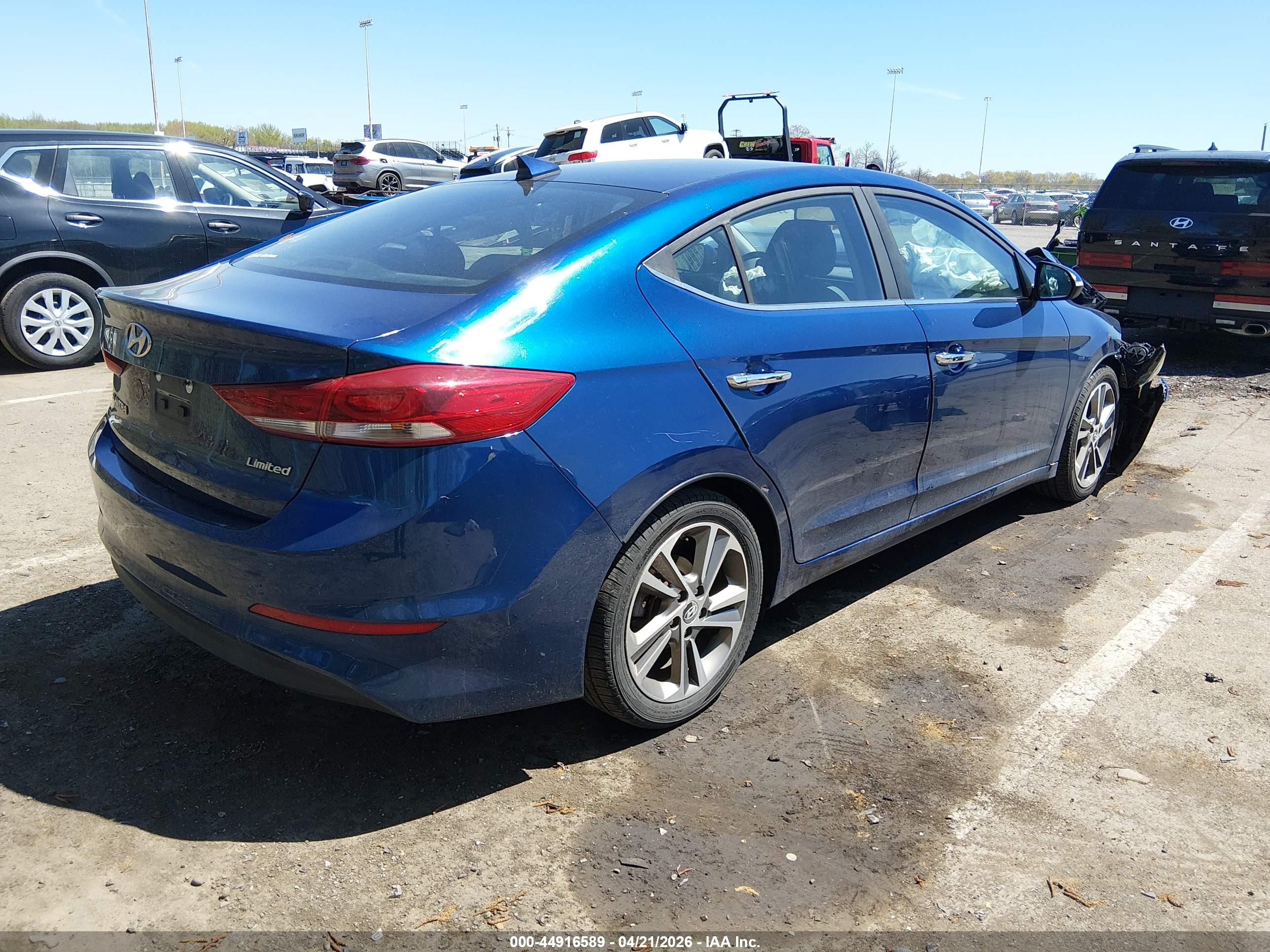 HYUNDAI ELANTRA image 4