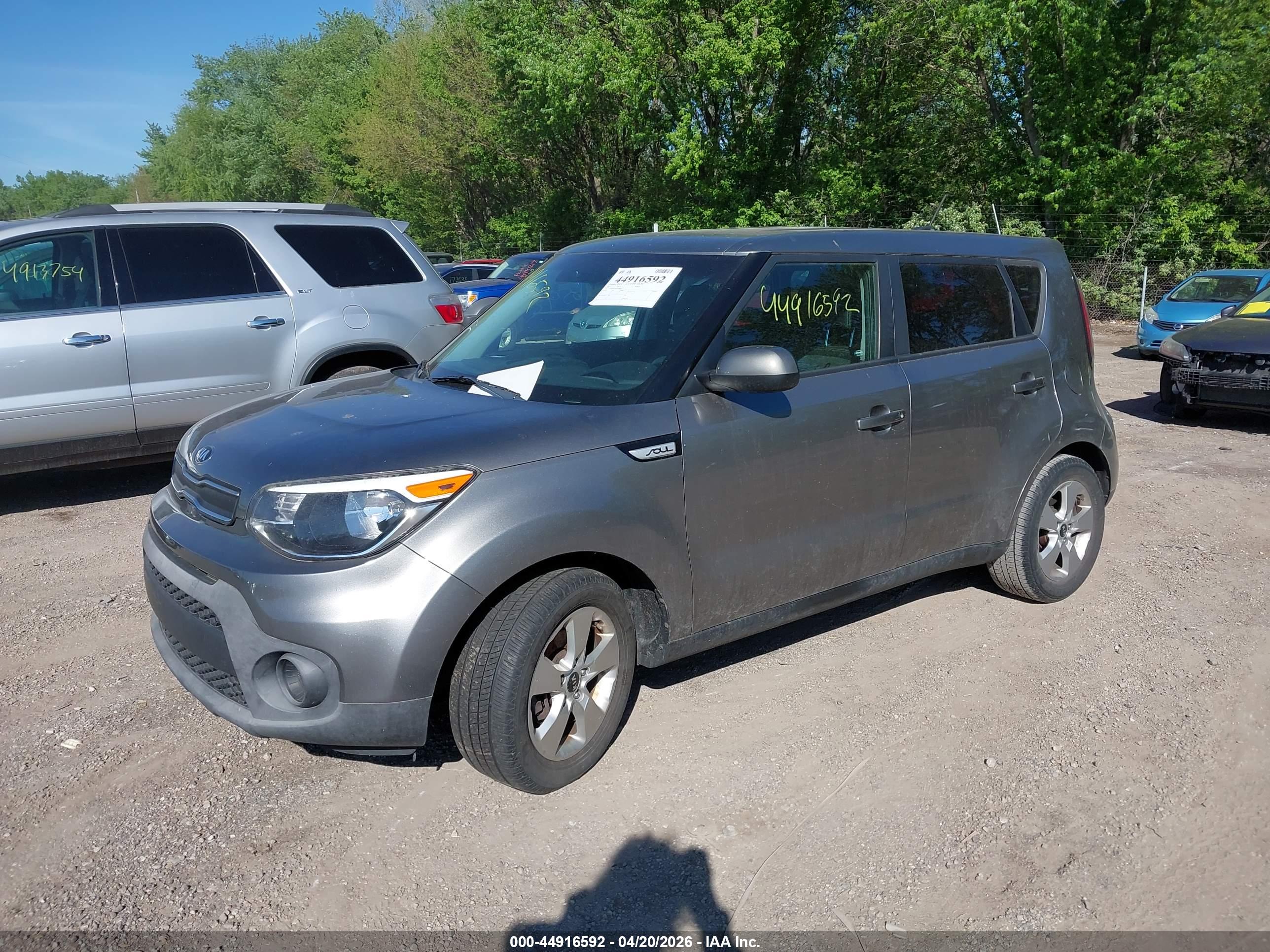 KIA SOUL image 2