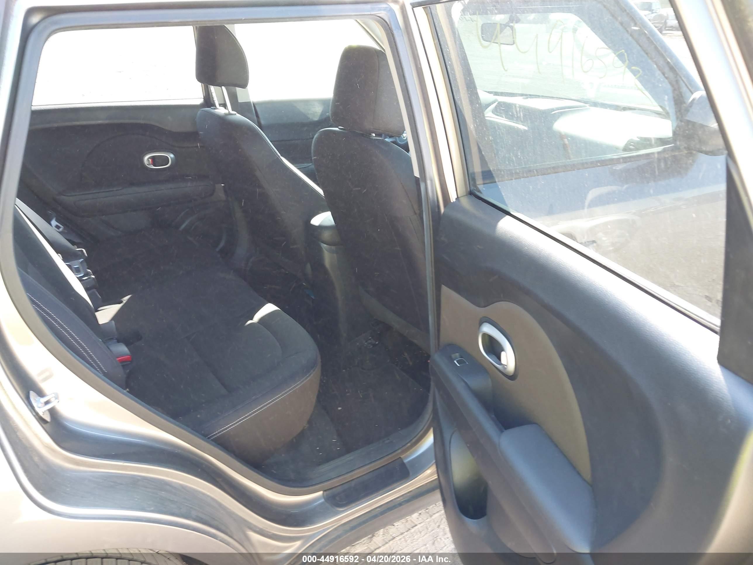 KIA SOUL image 8