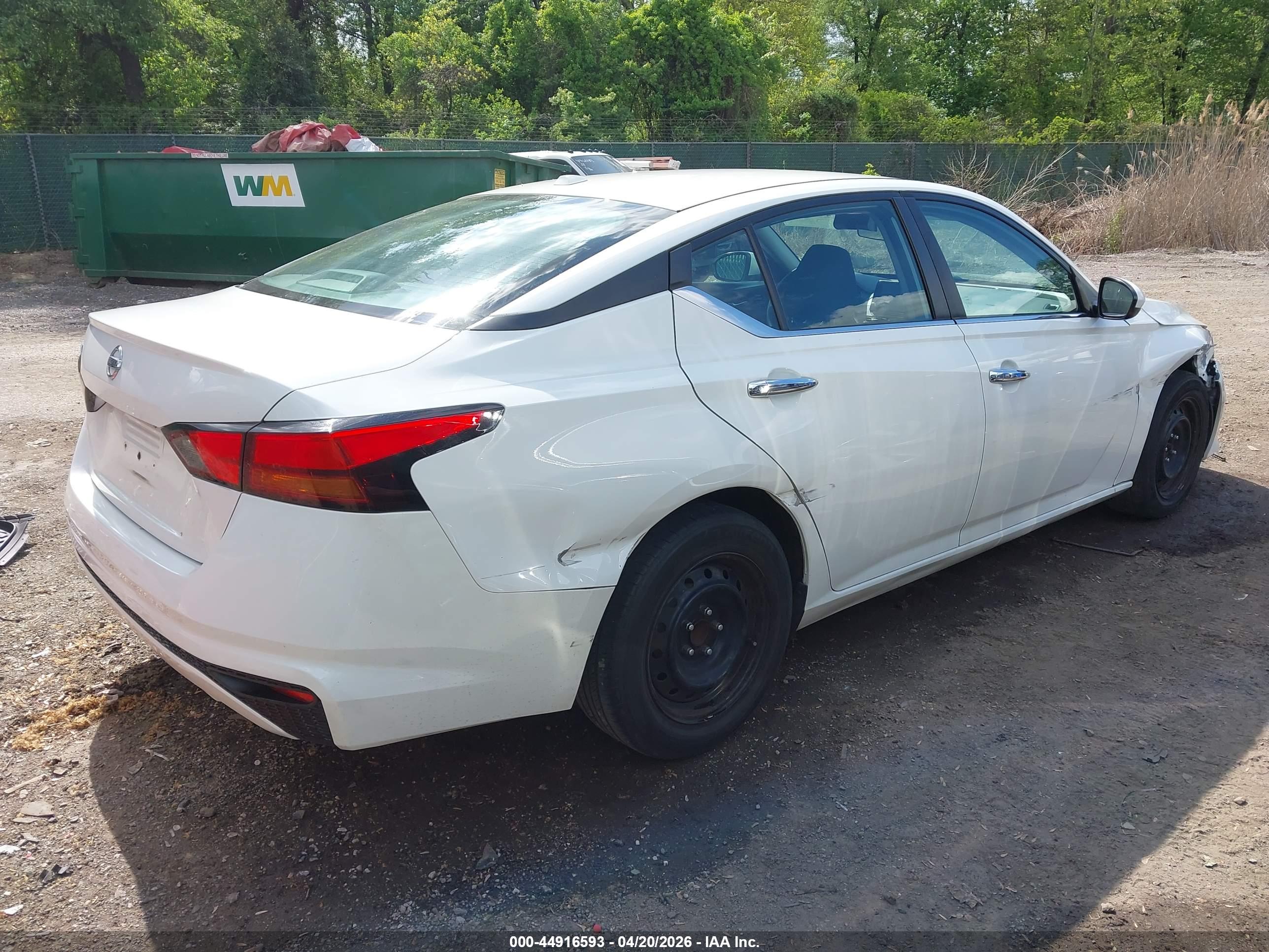 NISSAN ALTIMA image 4