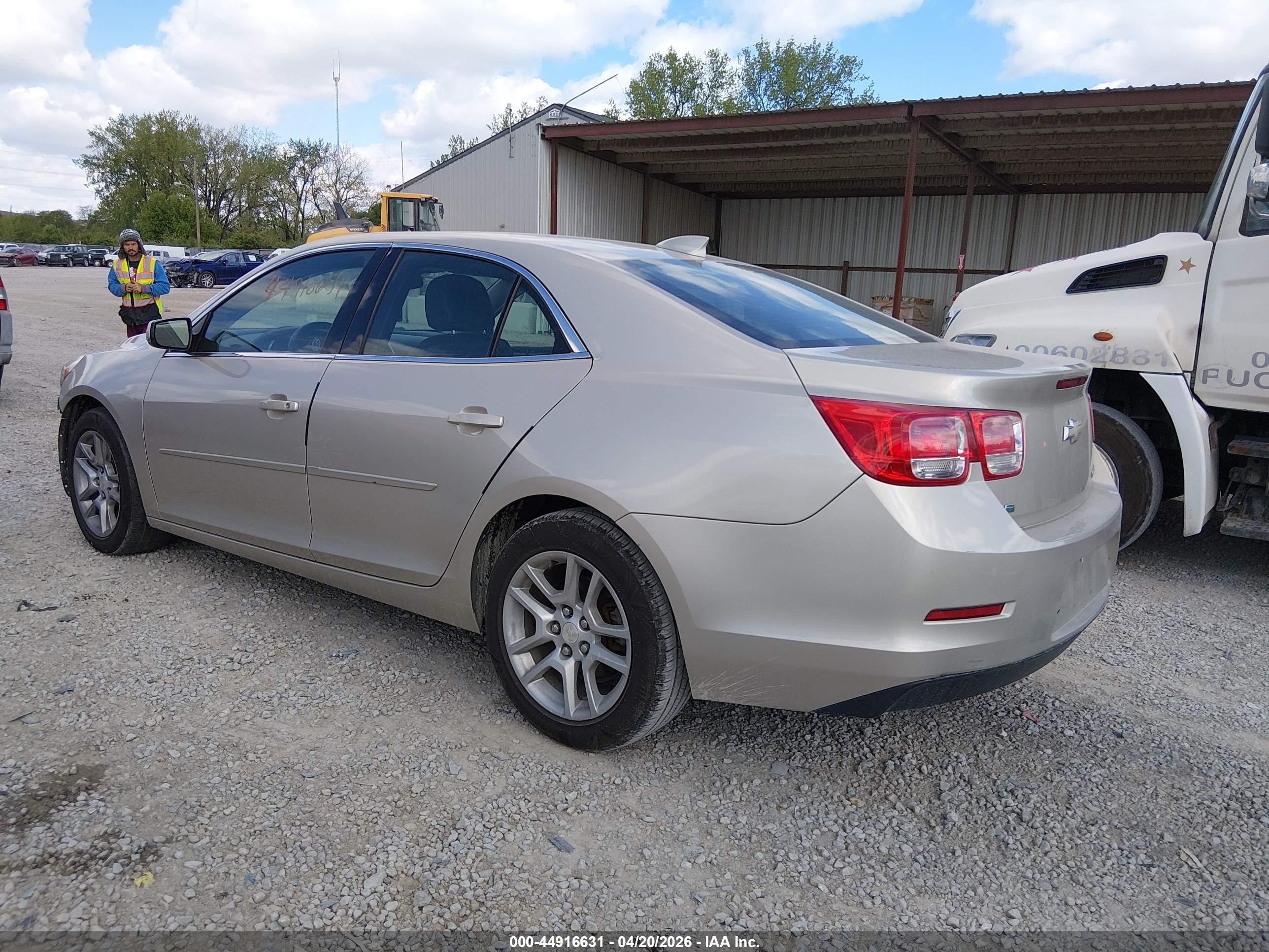 CHEVROLET MALIBU image 3