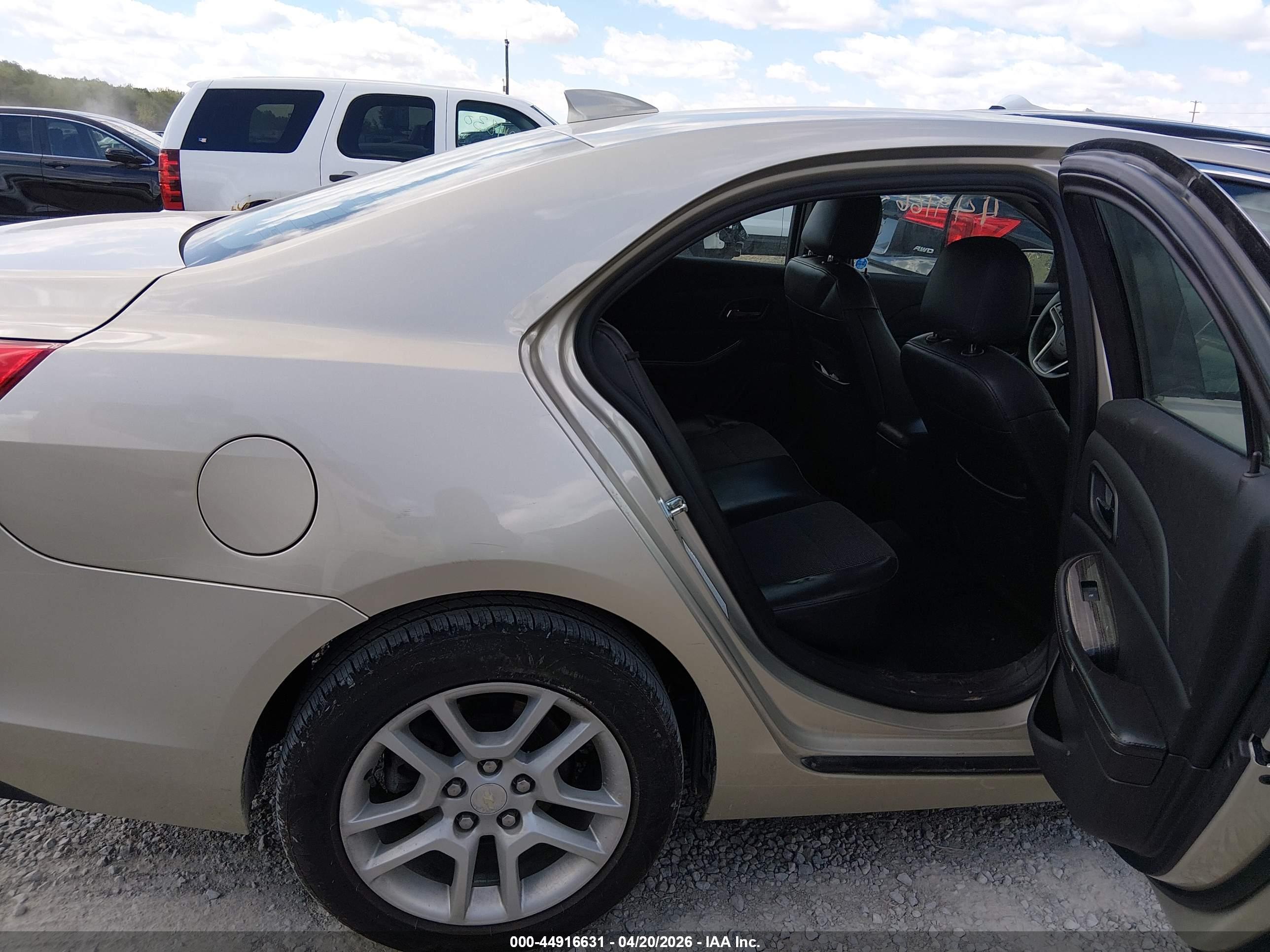 CHEVROLET MALIBU image 8