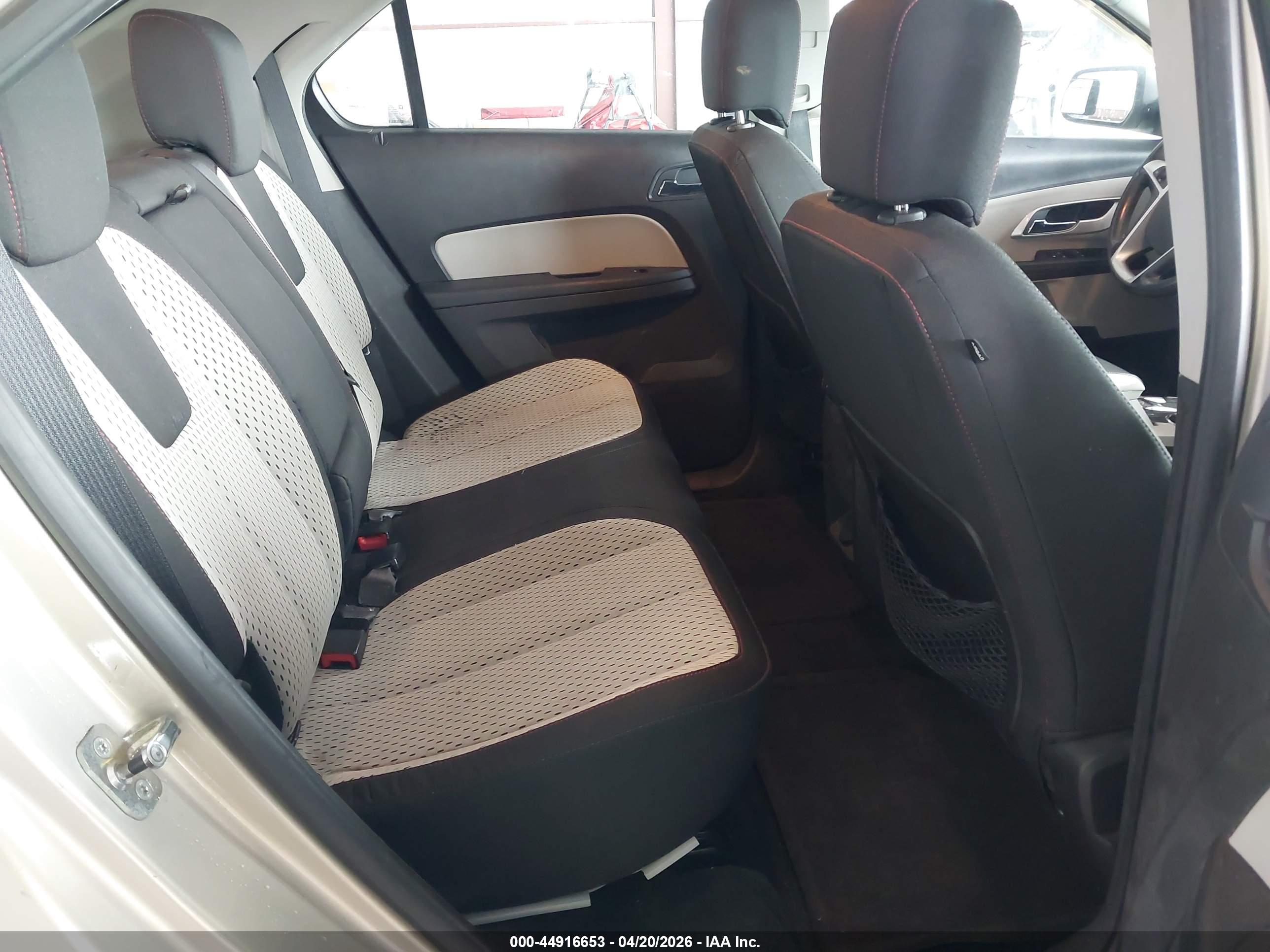 CHEVROLET EQUINOX image 8