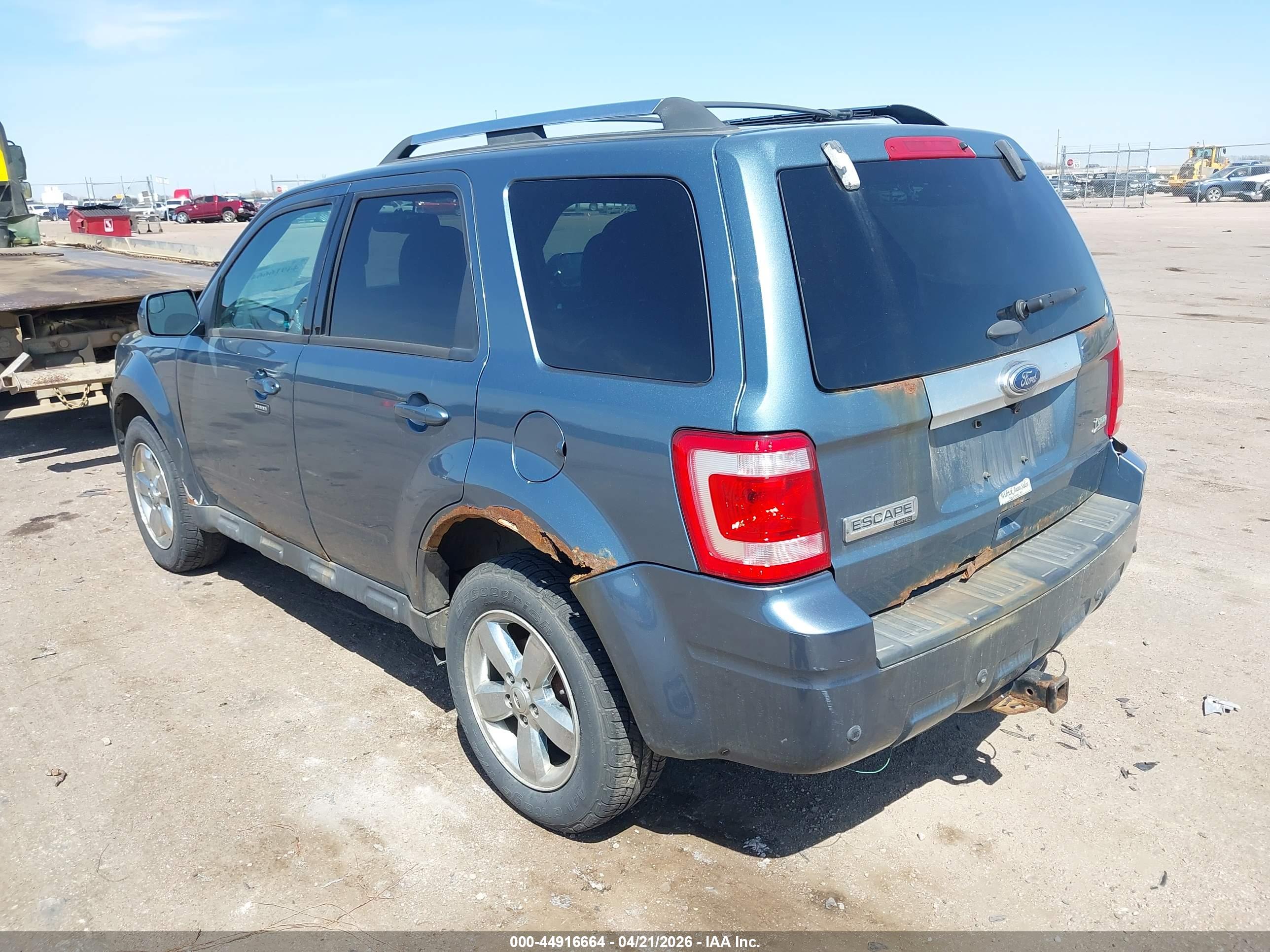 FORD ESCAPE image 3