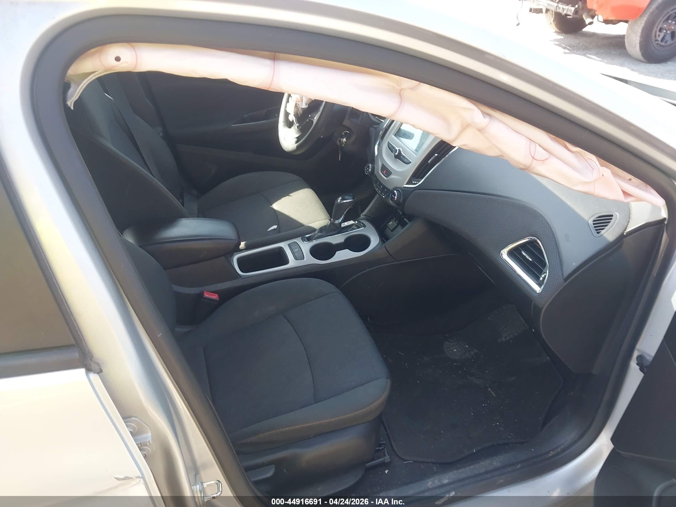 CHEVROLET CRUZE image 5