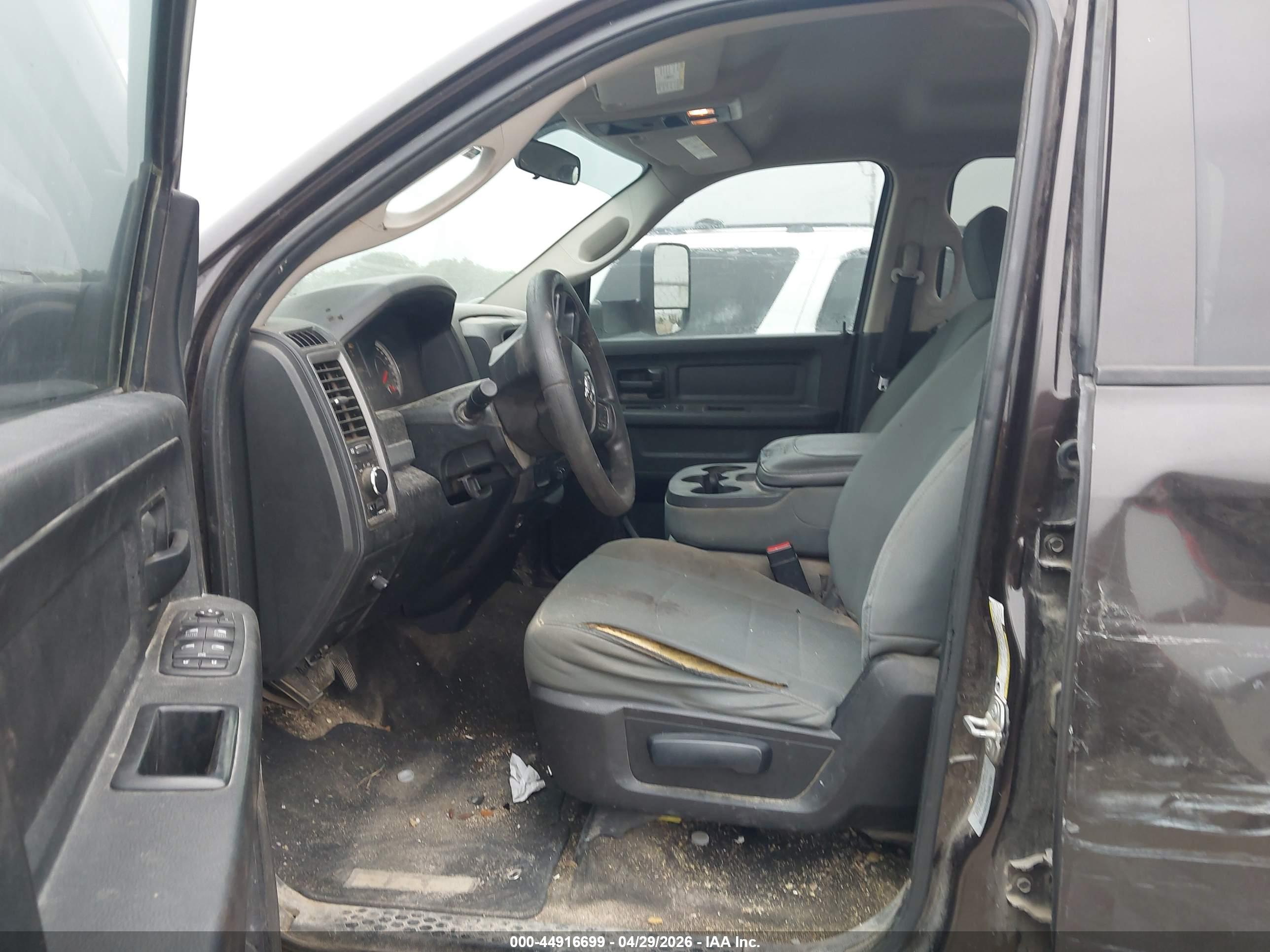 RAM 3500 image 7