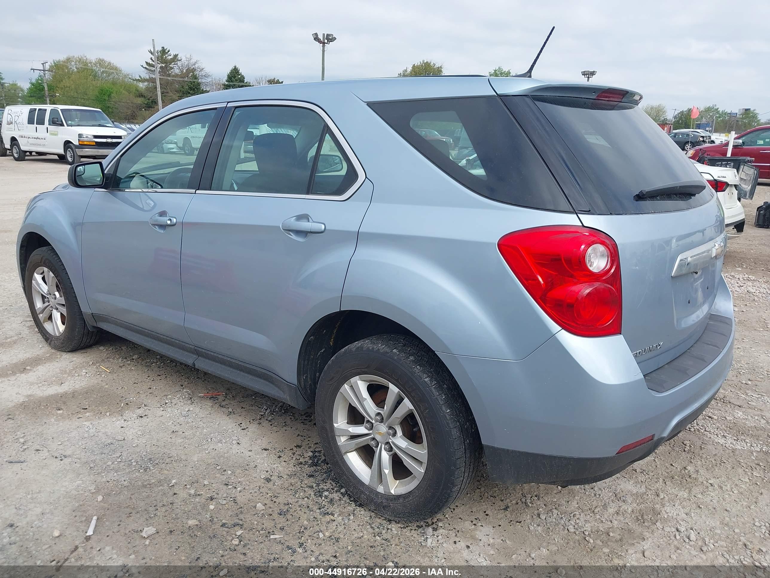 CHEVROLET EQUINOX image 3