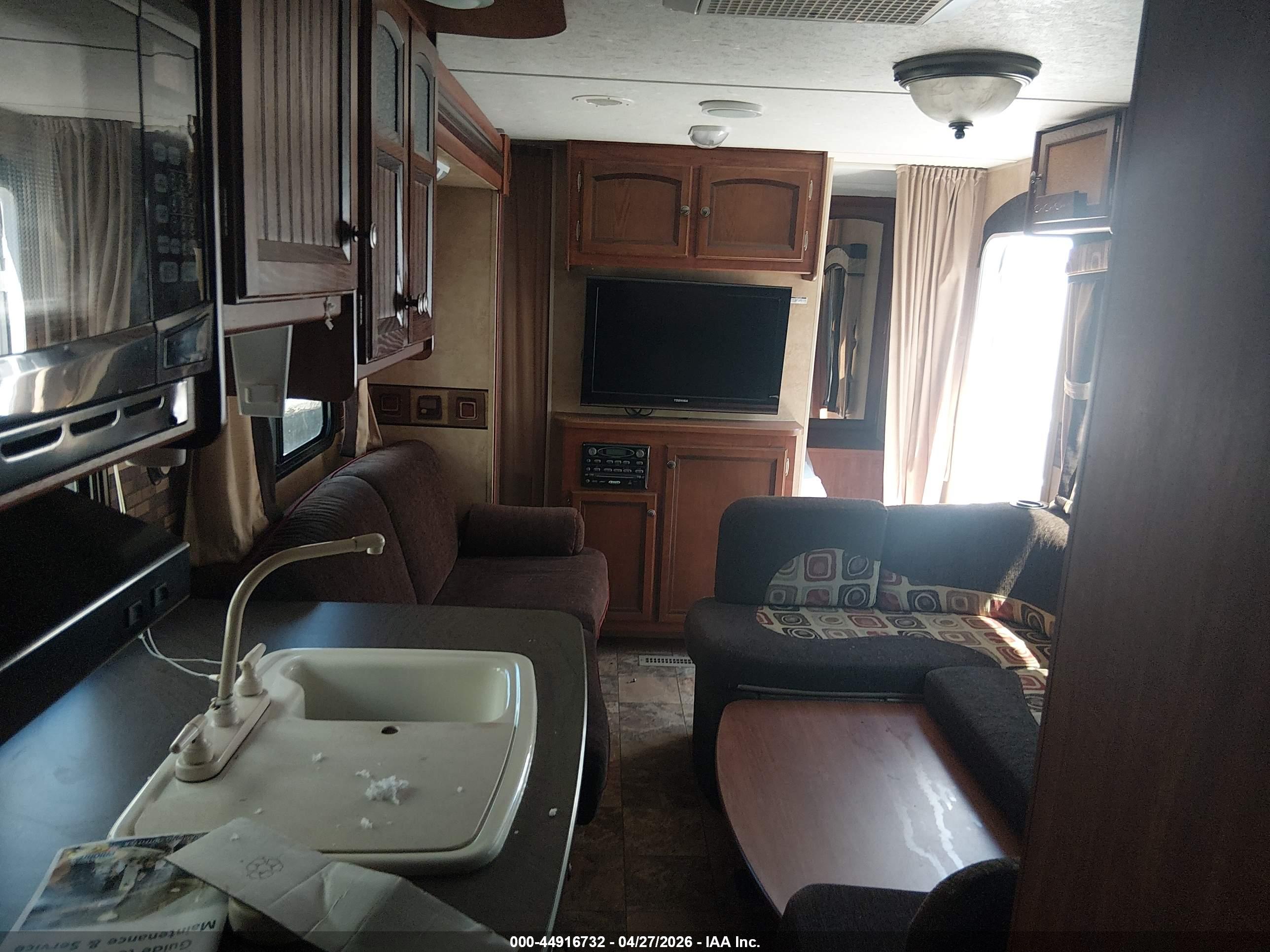 JAYCO WHITE image 5