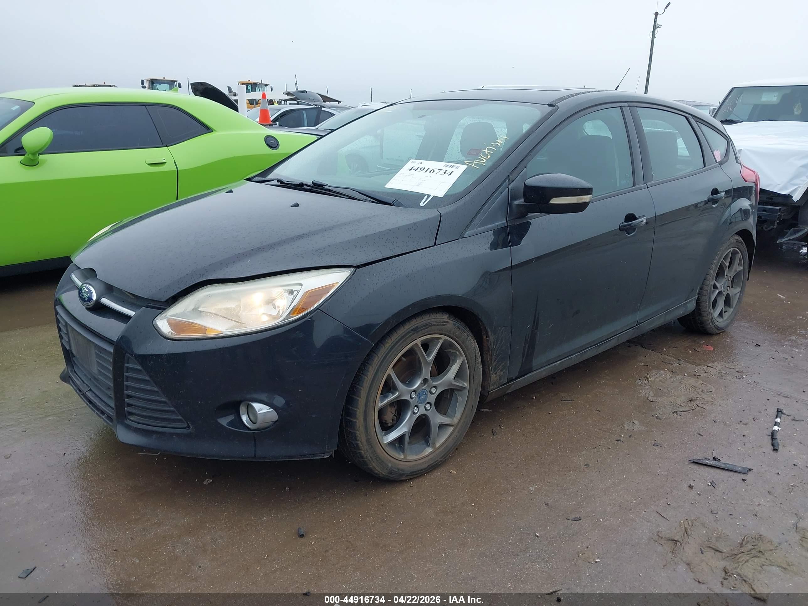 FORD FOCUS image 2