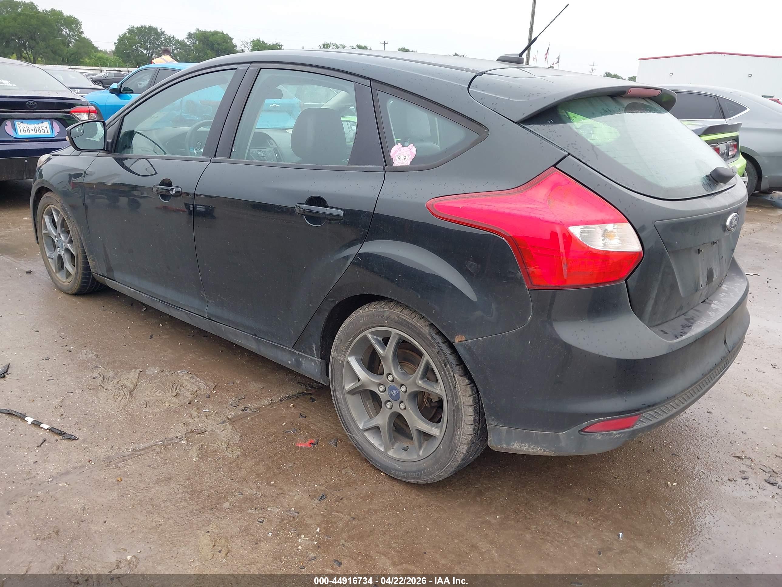 FORD FOCUS image 3