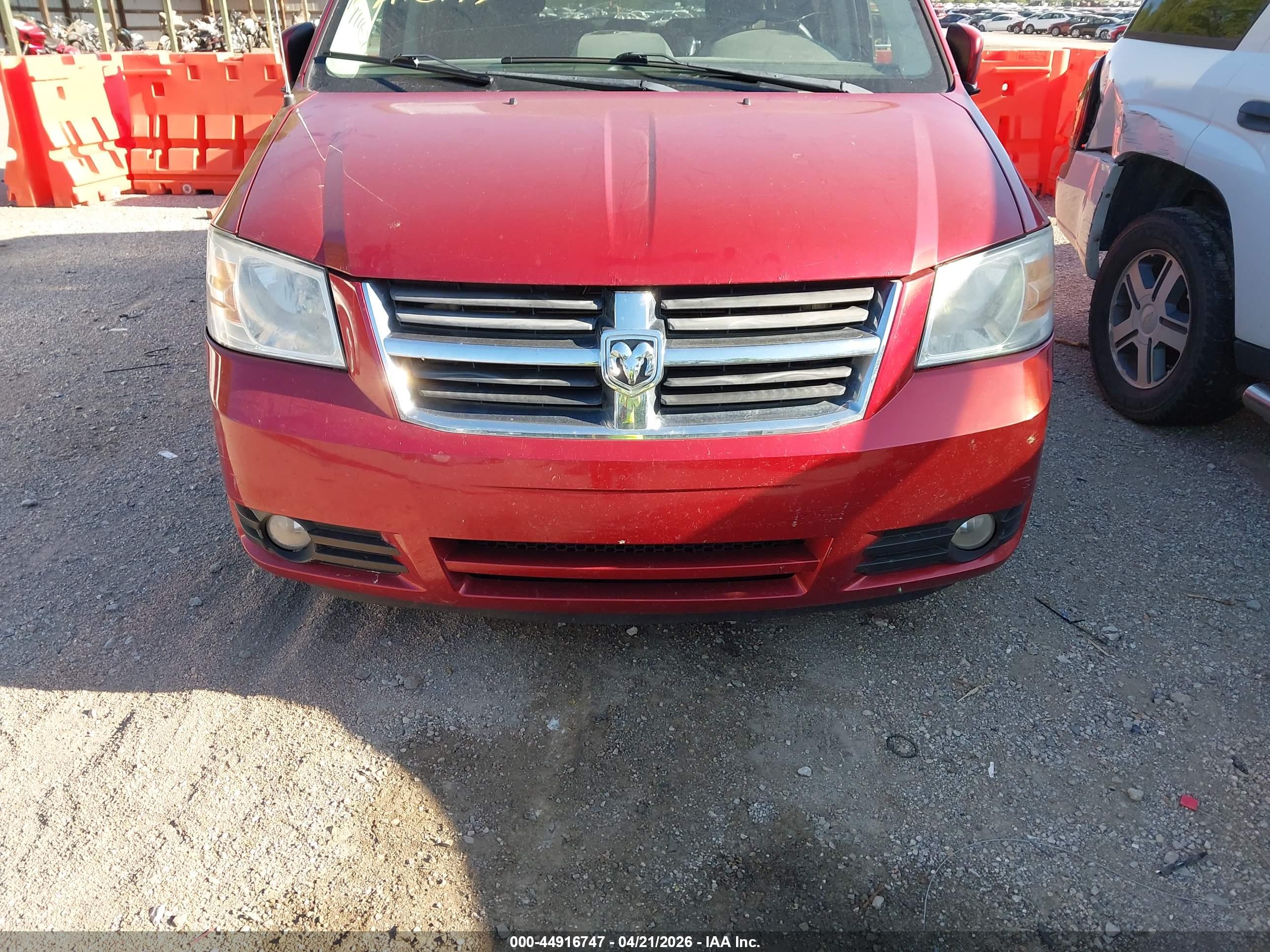DODGE GRAND image 6
