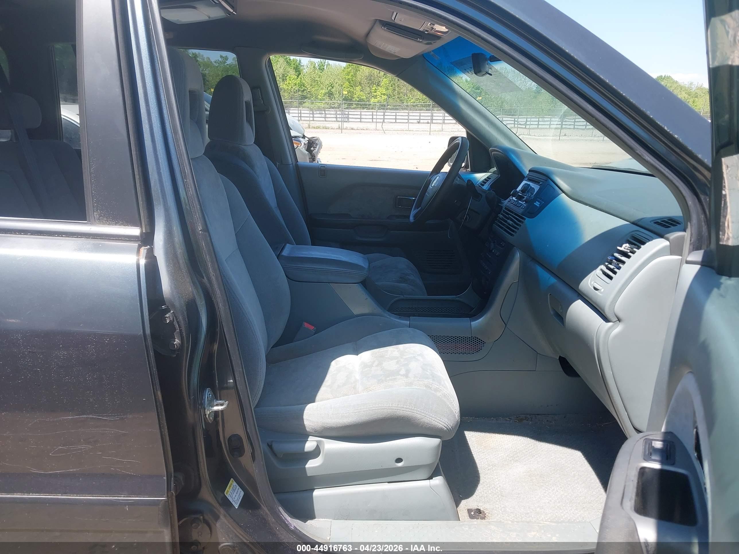 HONDA PILOT image 5