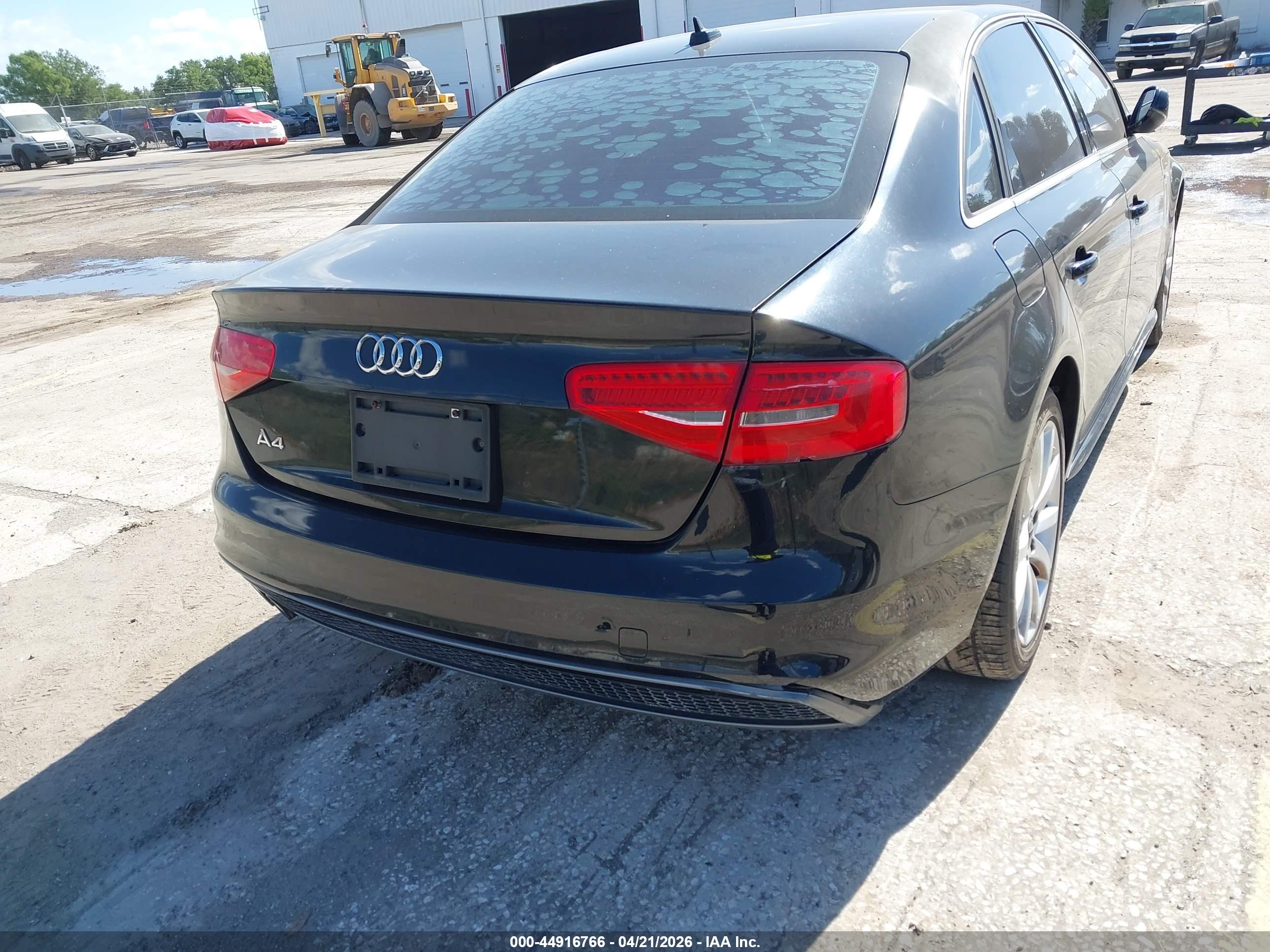 AUDI A4 image 6