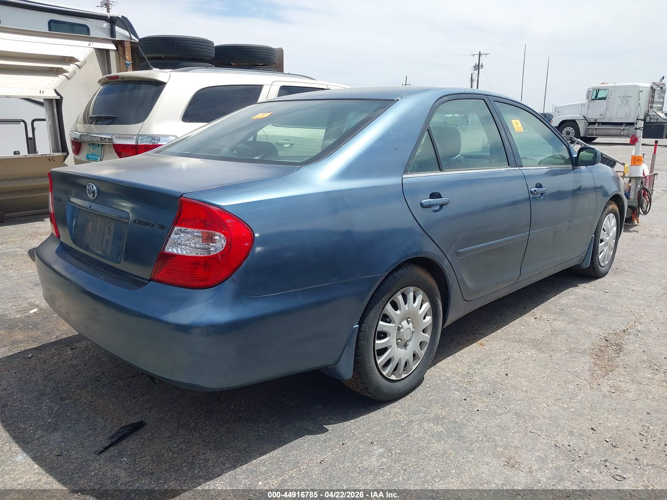 TOYOTA CAMRY image 4