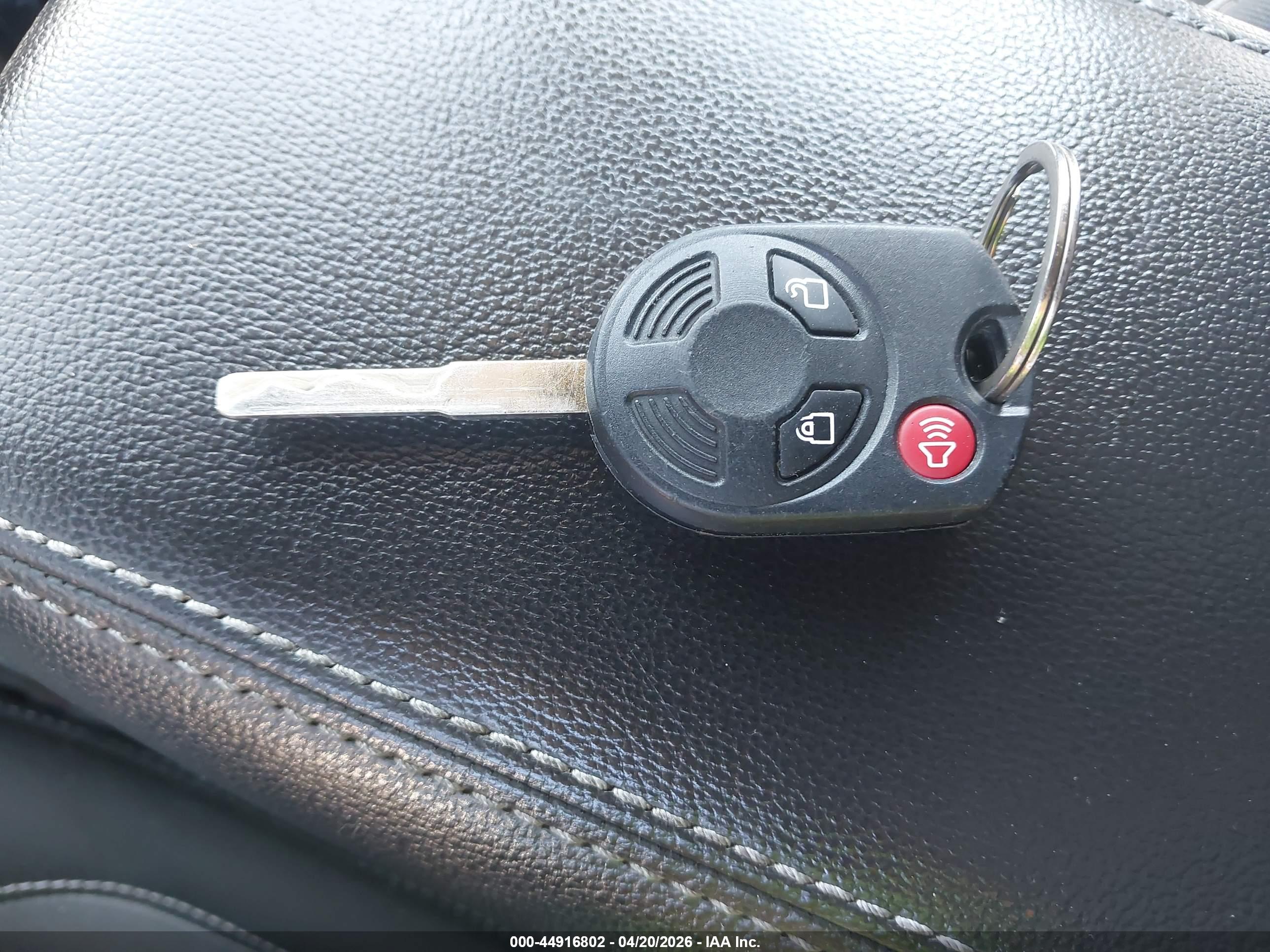 FORD ESCAPE image 11