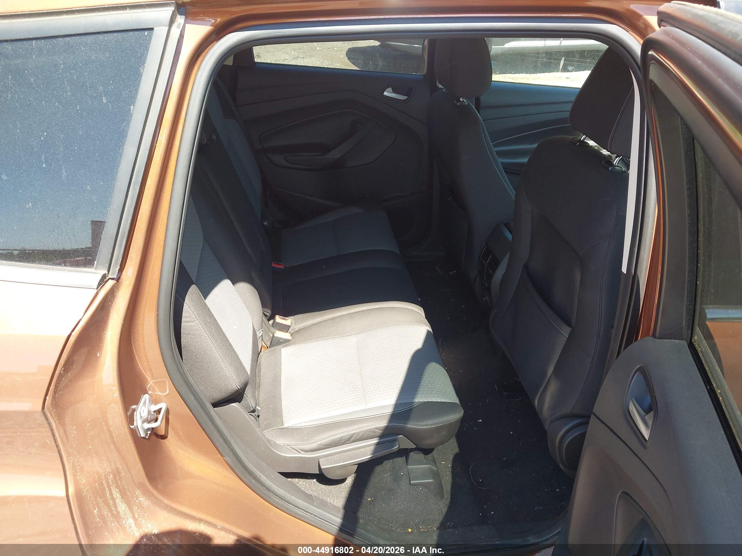 FORD ESCAPE image 8