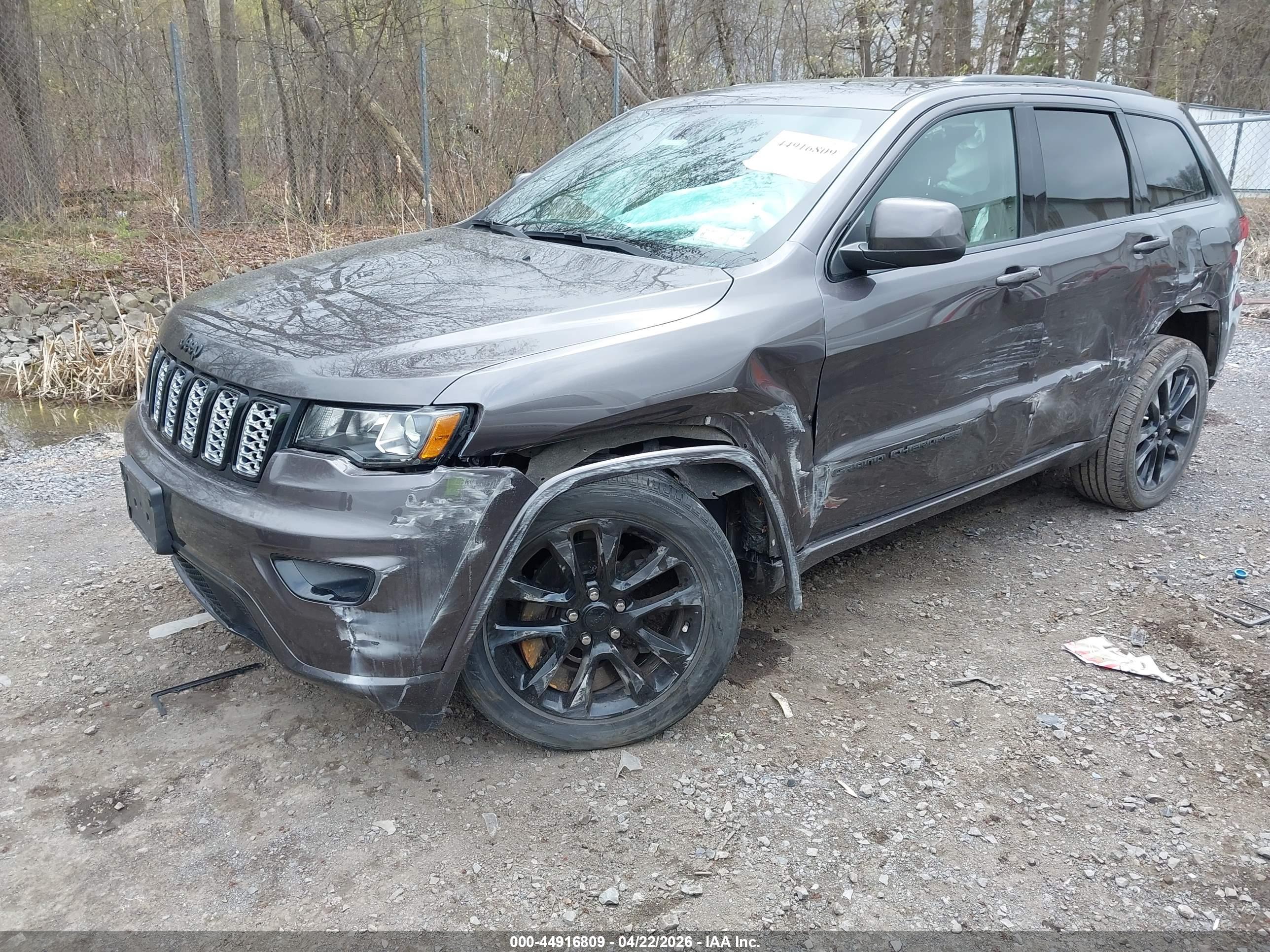 JEEP GRAND image 2