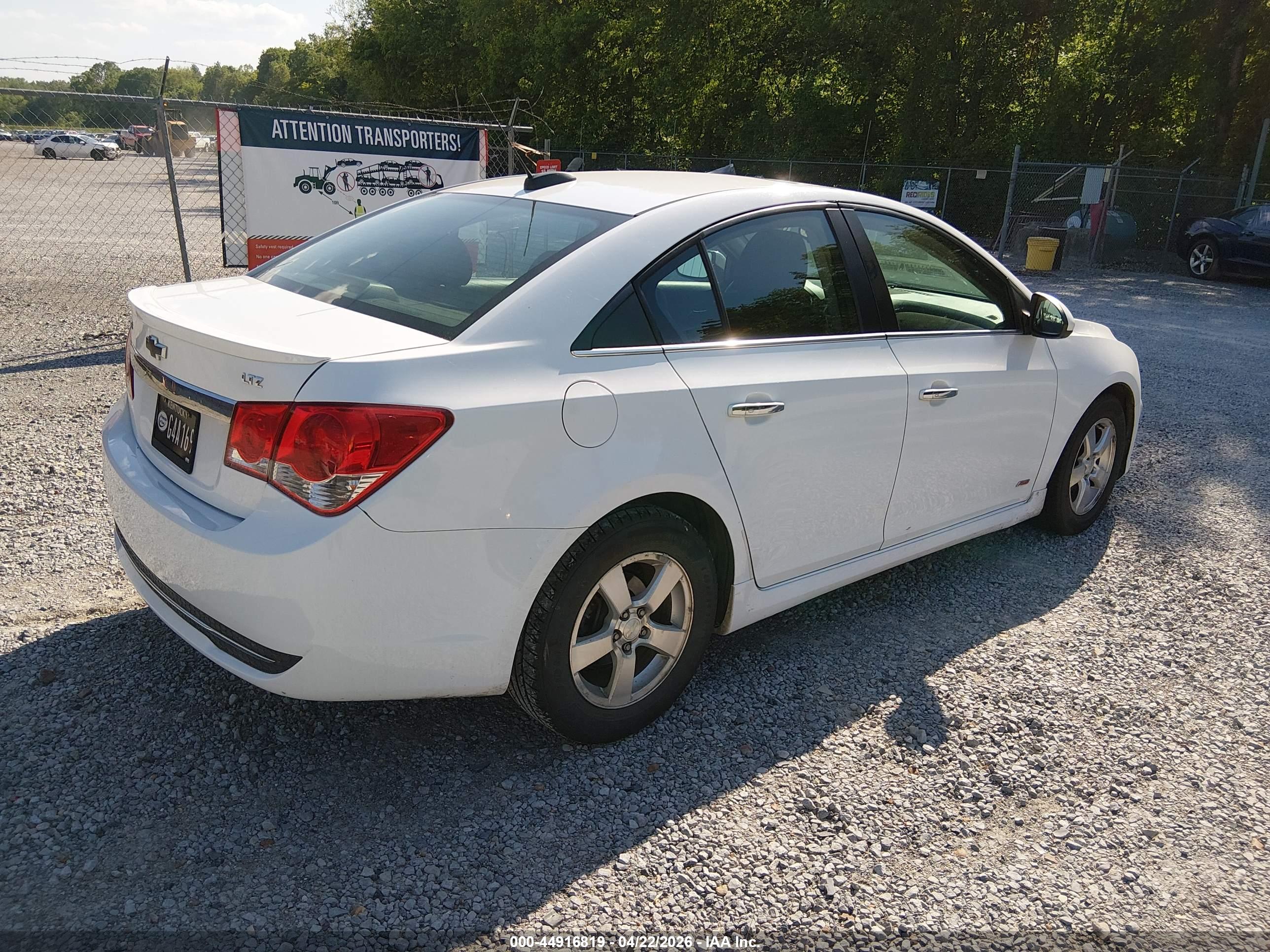 CHEVROLET CRUZE image 4