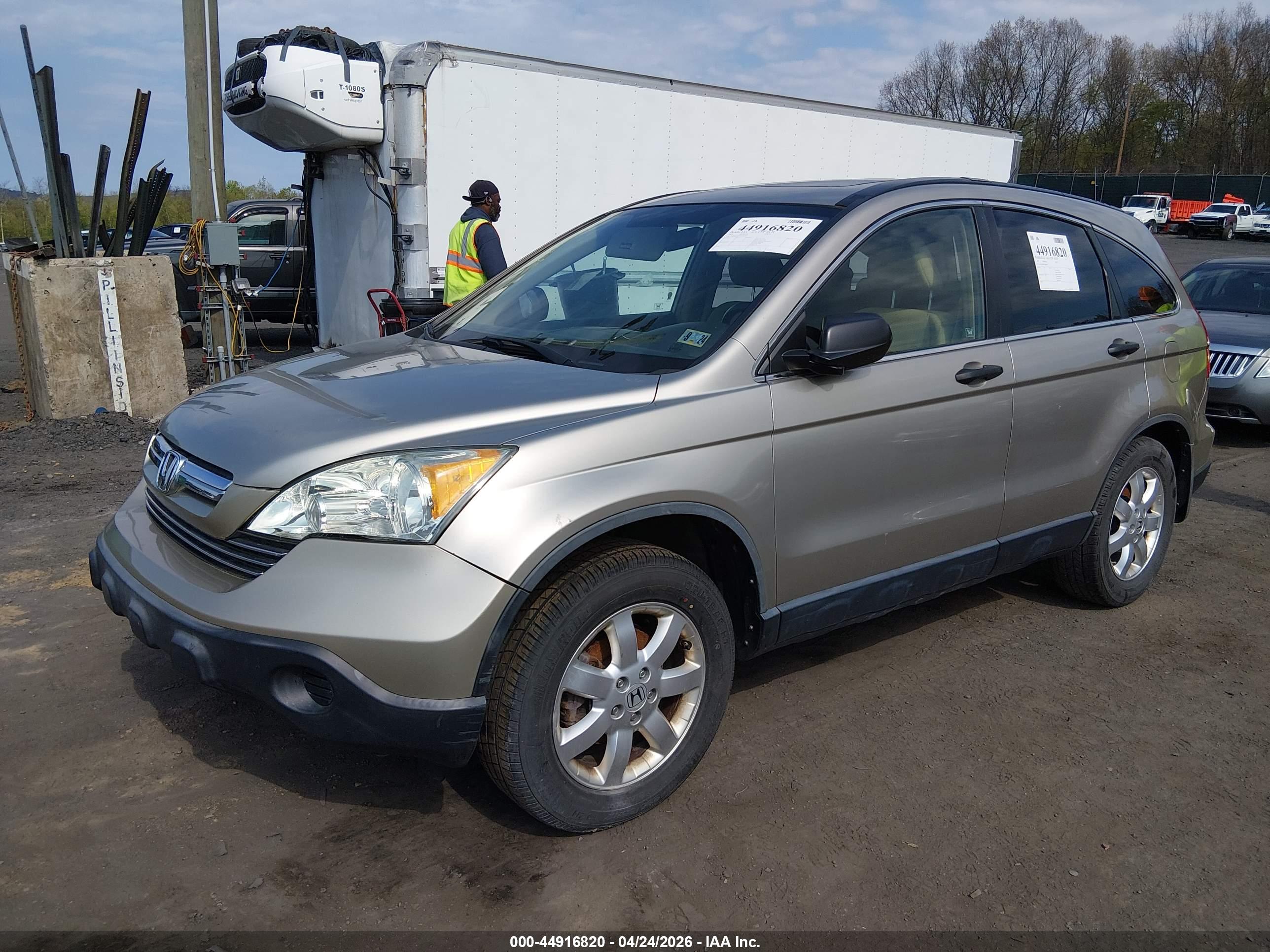 HONDA CR-V image 2