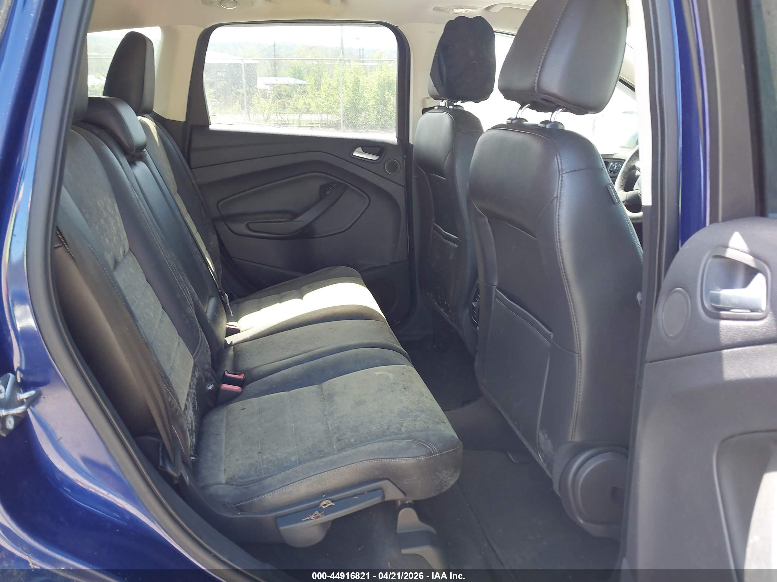 FORD ESCAPE image 8