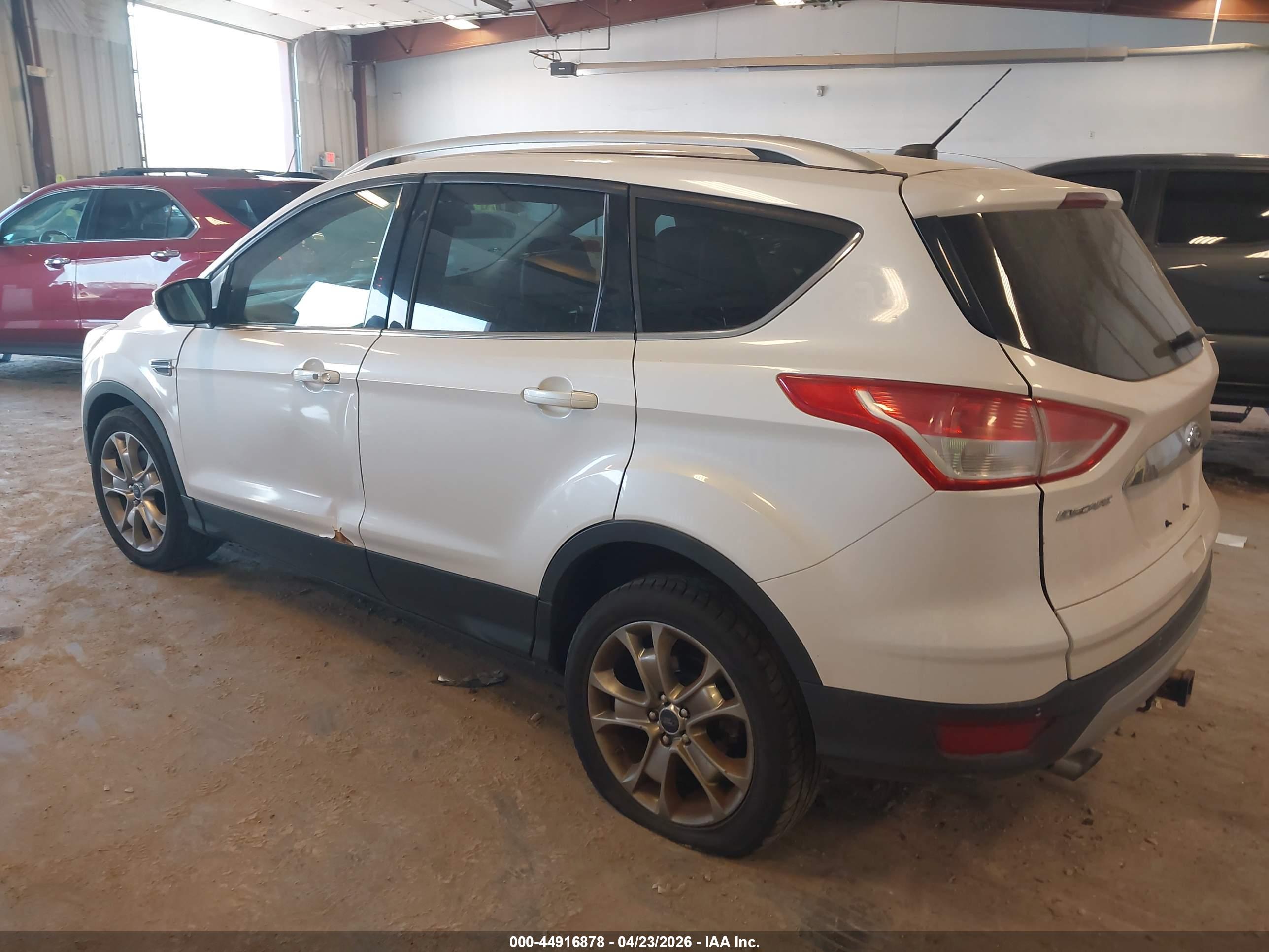 FORD ESCAPE image 3