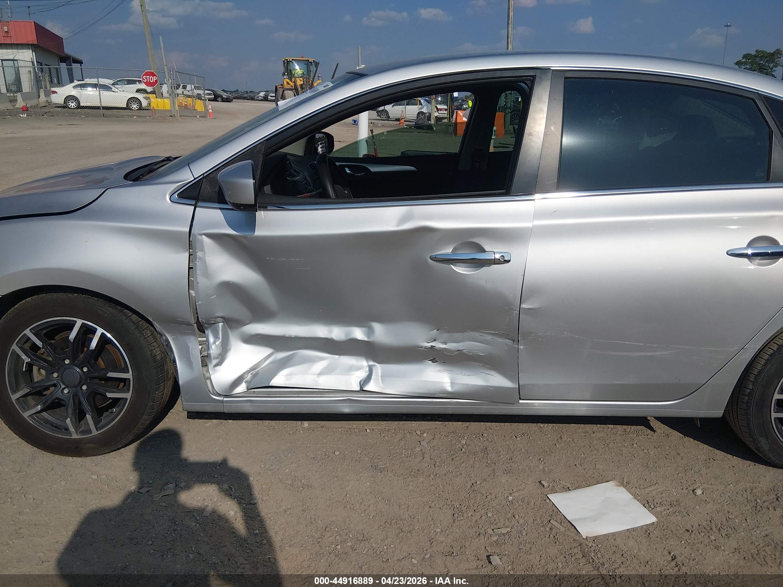 NISSAN SENTRA image 6