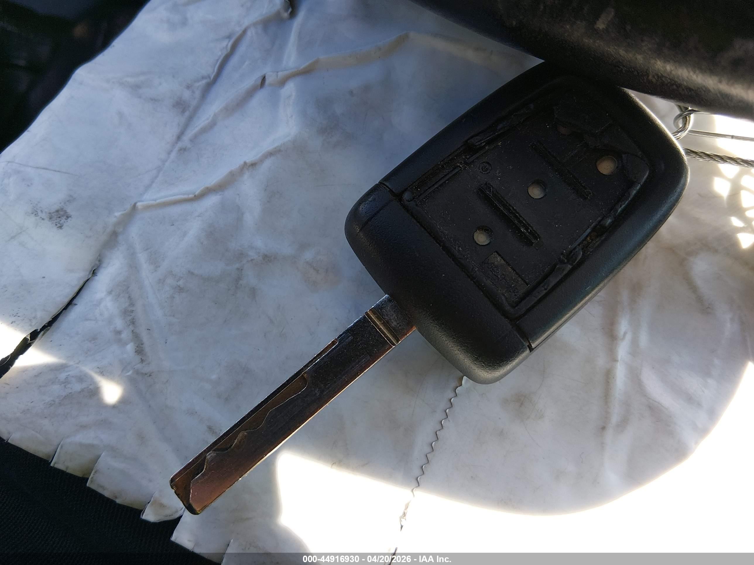PONTIAC G8 image 11