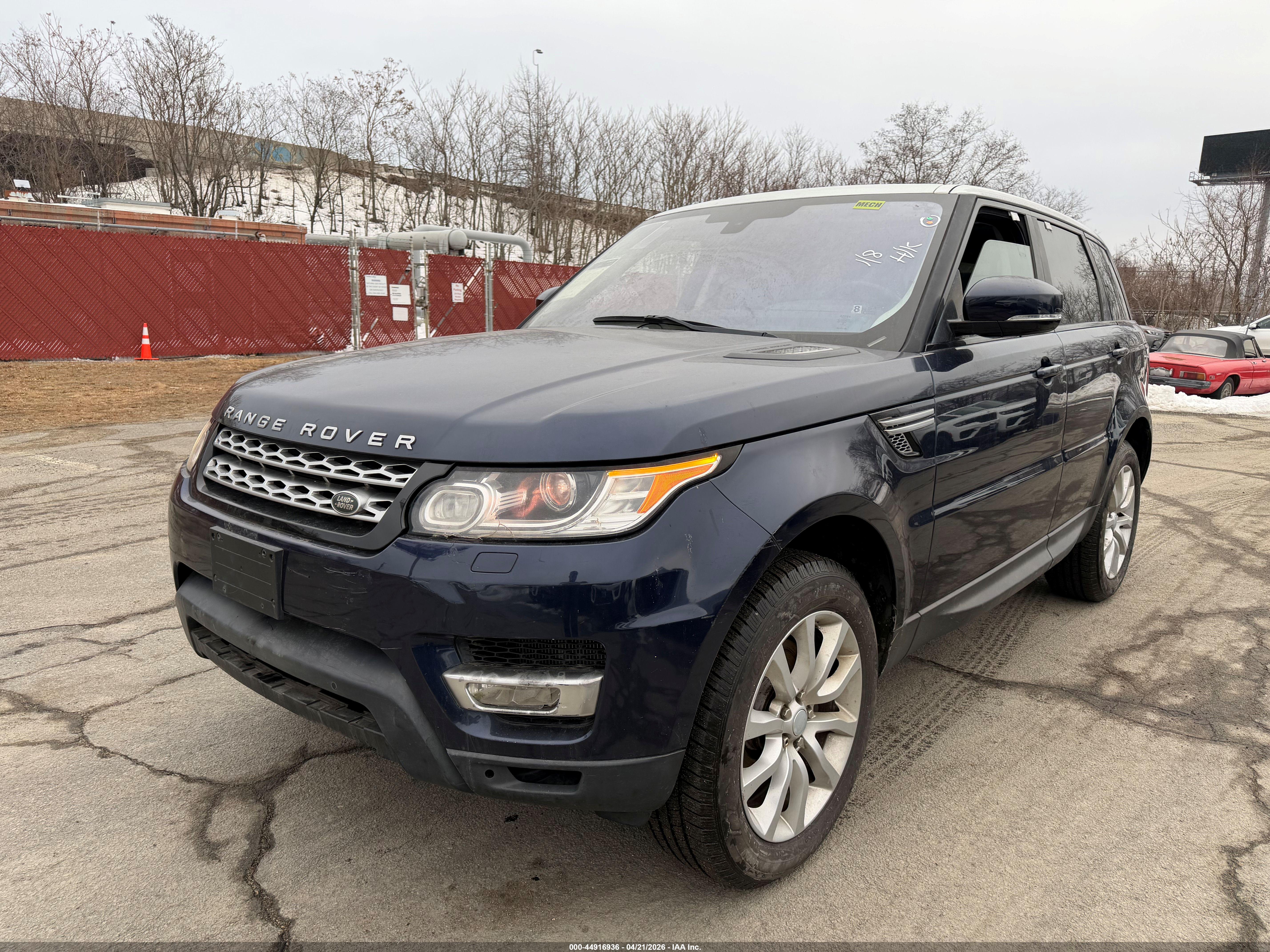 LAND ROVER image 2