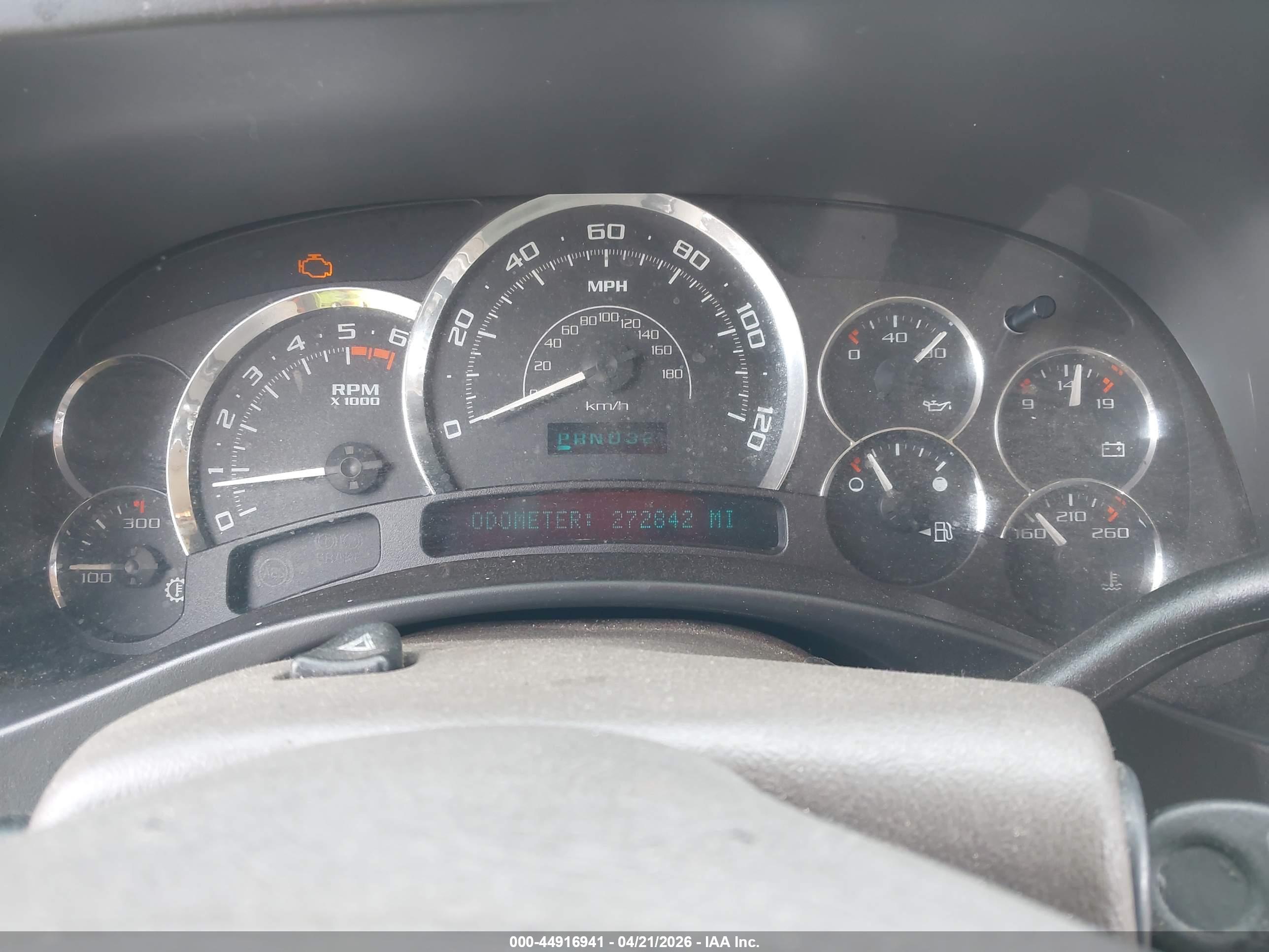 CADILLAC ESCALADE image 7