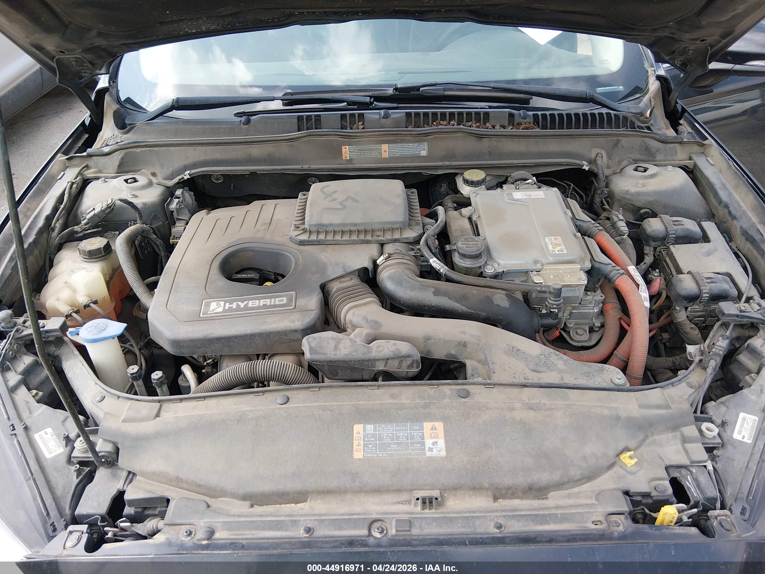 FORD FUSION image 10