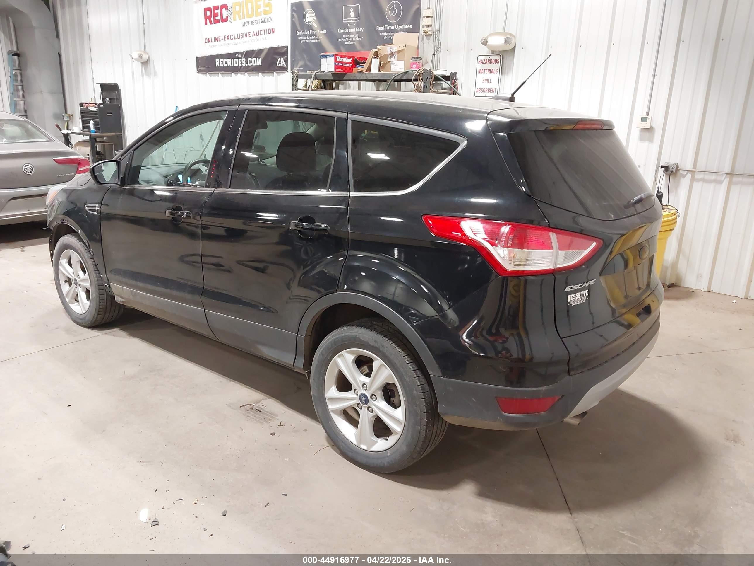 FORD ESCAPE image 3