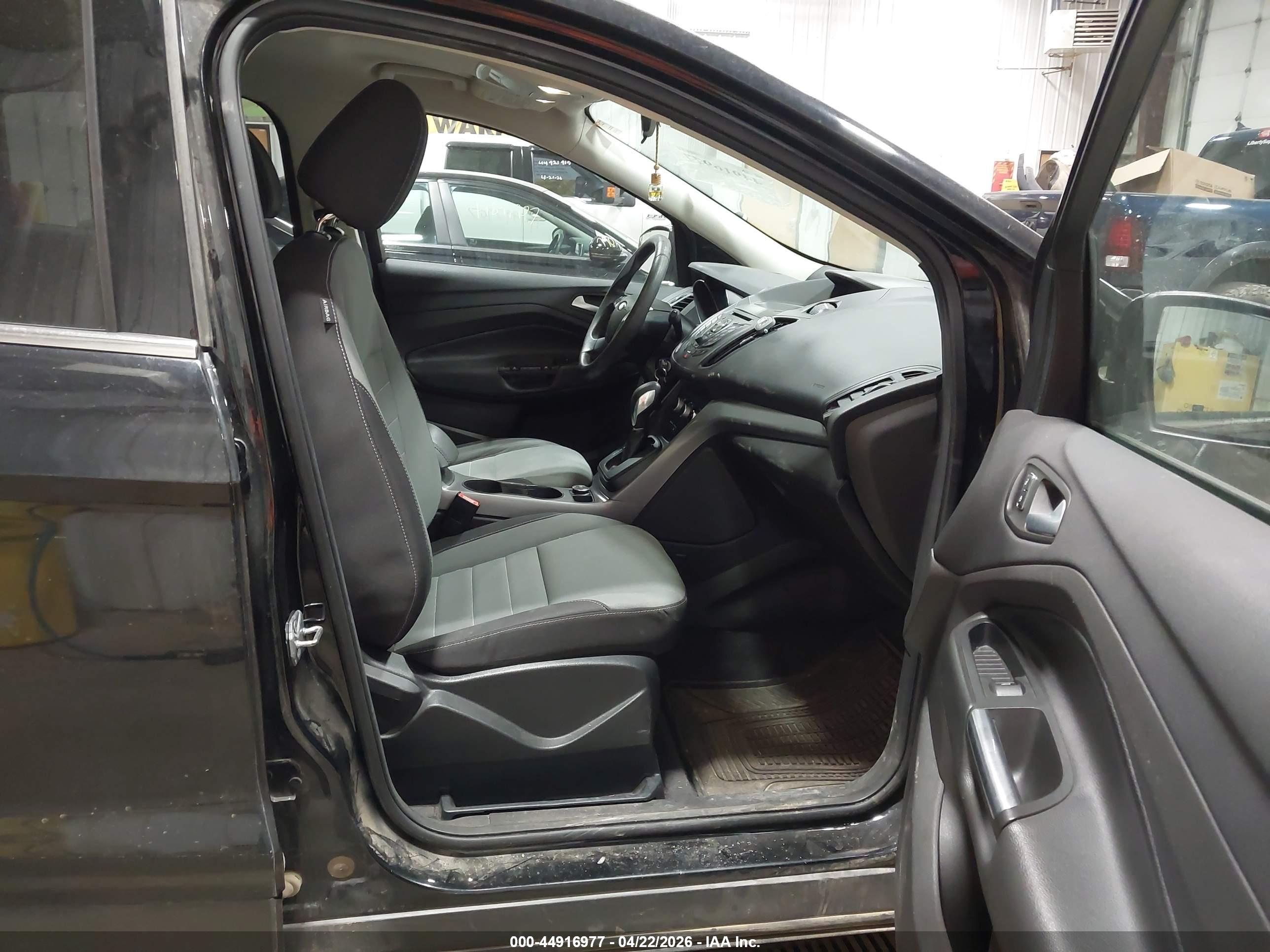 FORD ESCAPE image 5