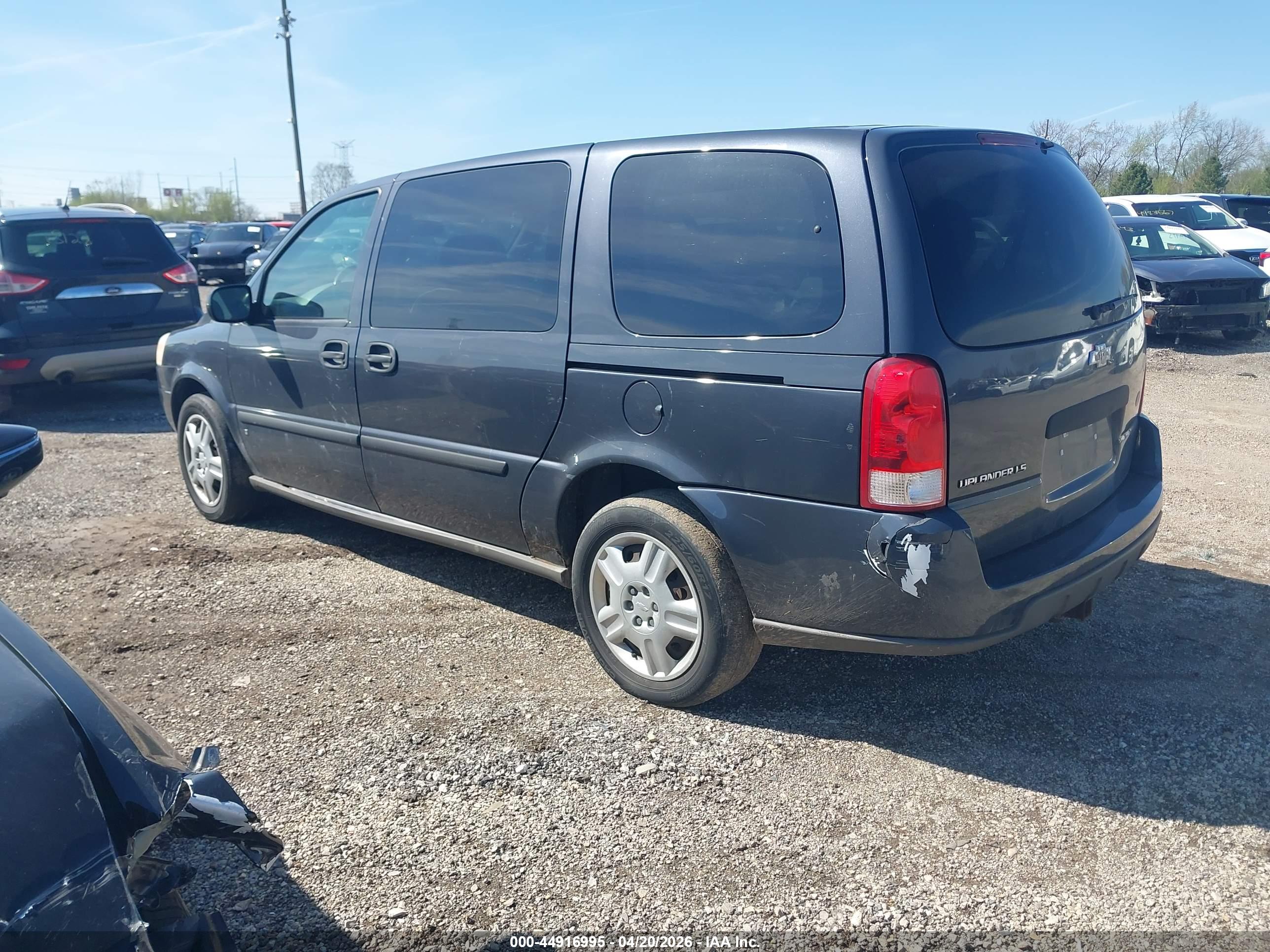 CHEVROLET UPLANDER image 3