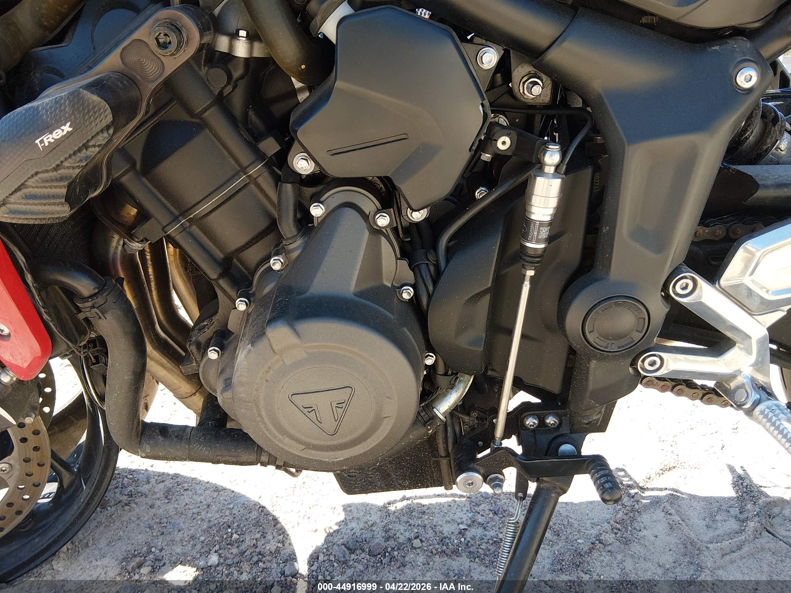 TRIUMPH MOTORCYCLE image 9