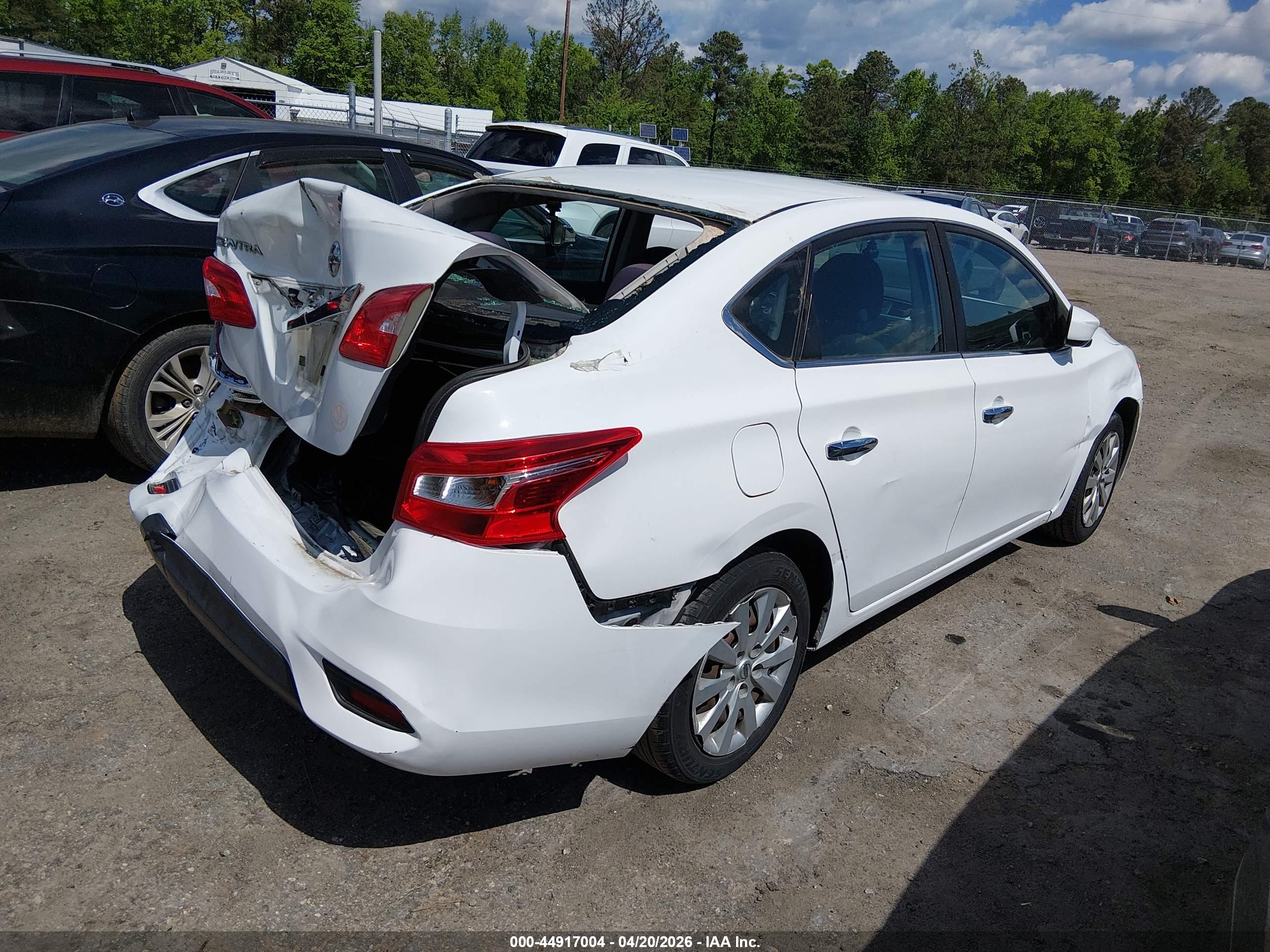 NISSAN SENTRA image 4