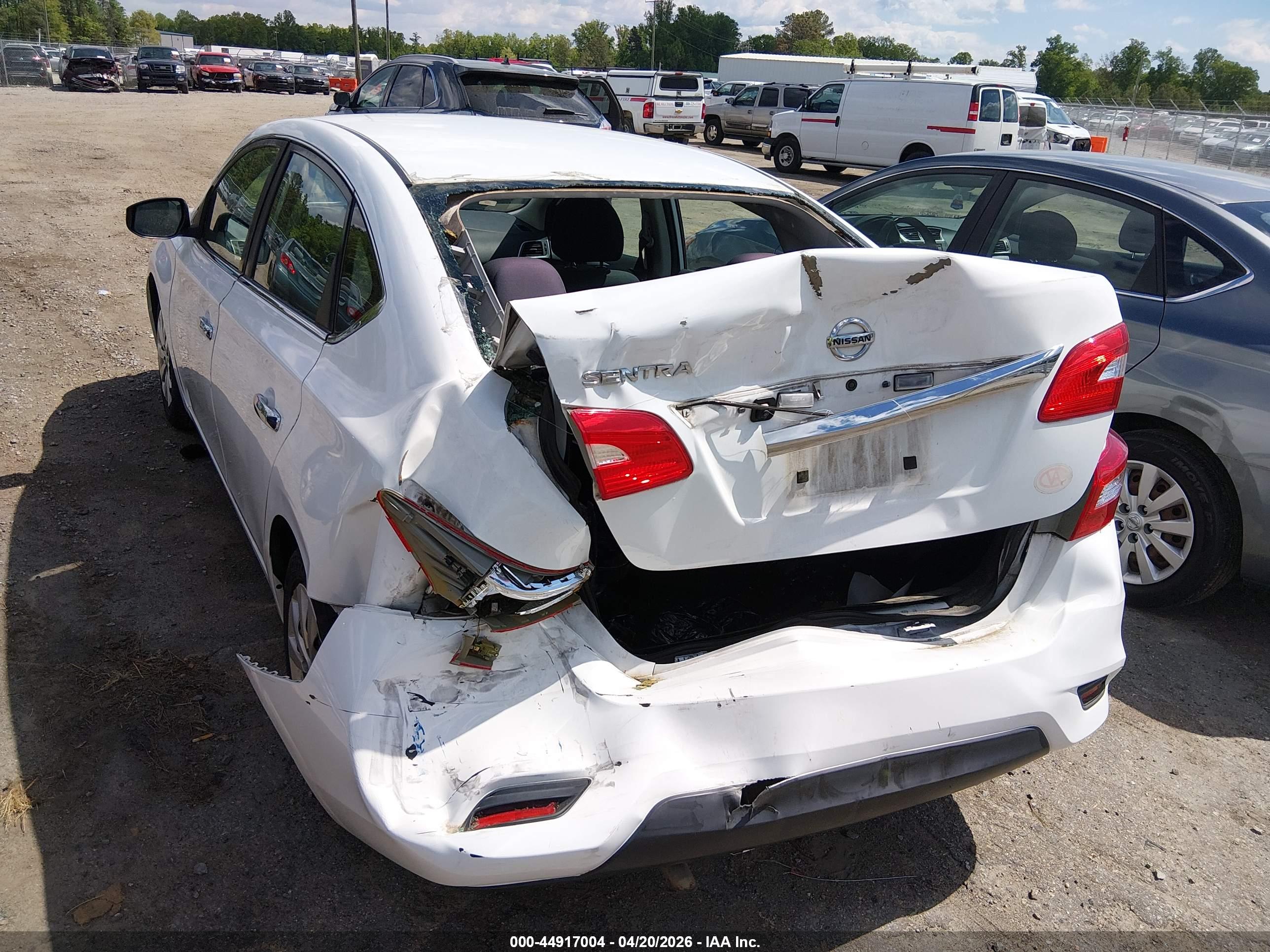 NISSAN SENTRA image 6