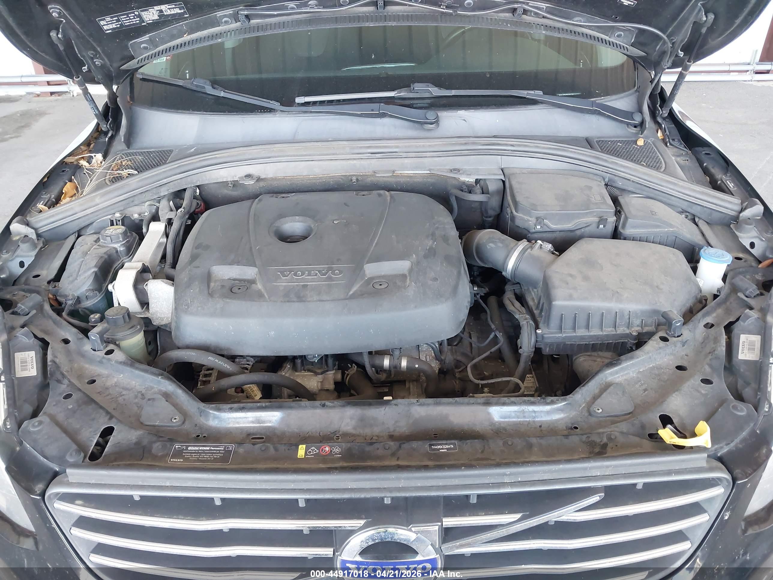 VOLVO XC60 image 10